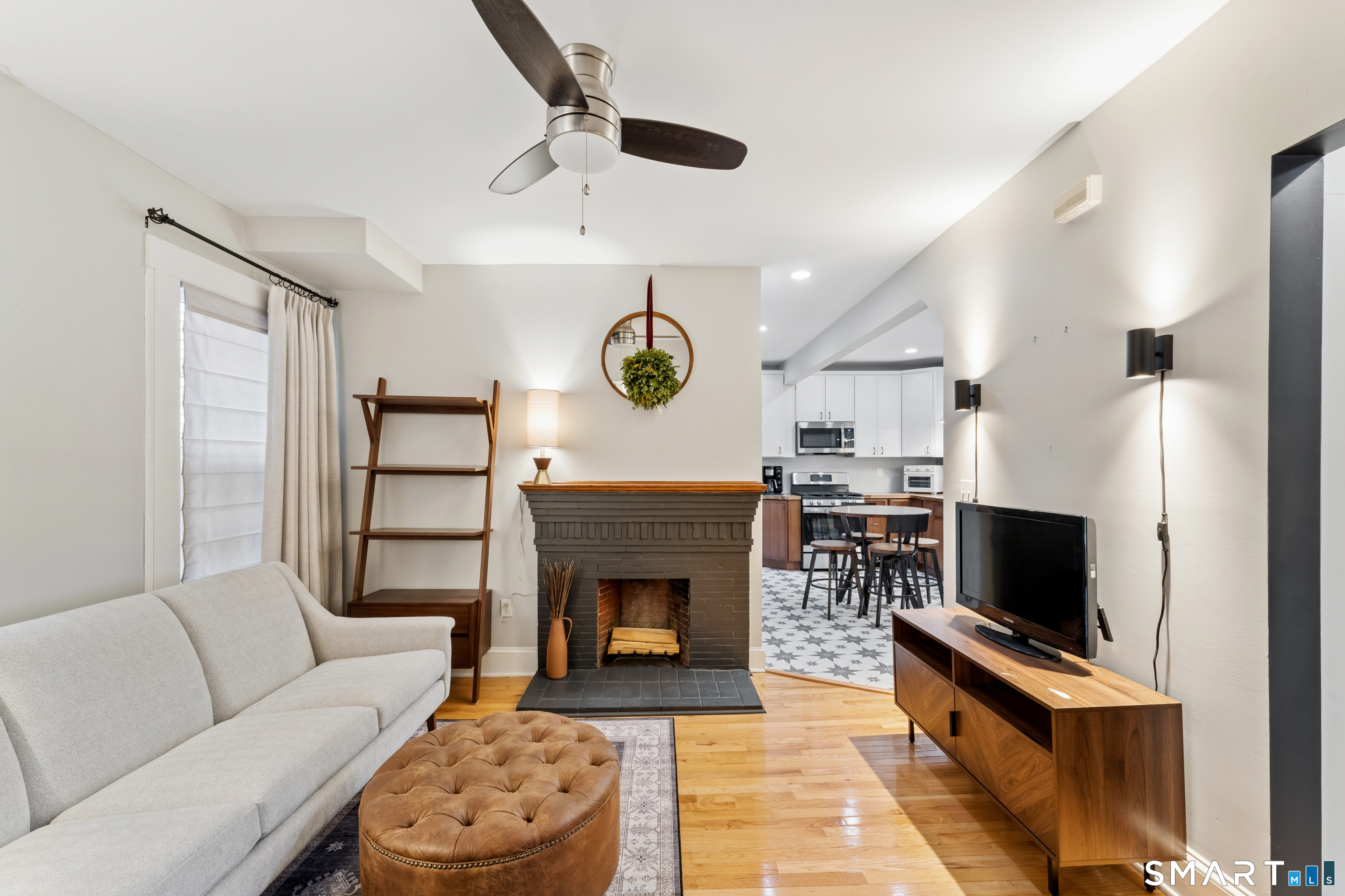 653 Winchester Avenue photo 4