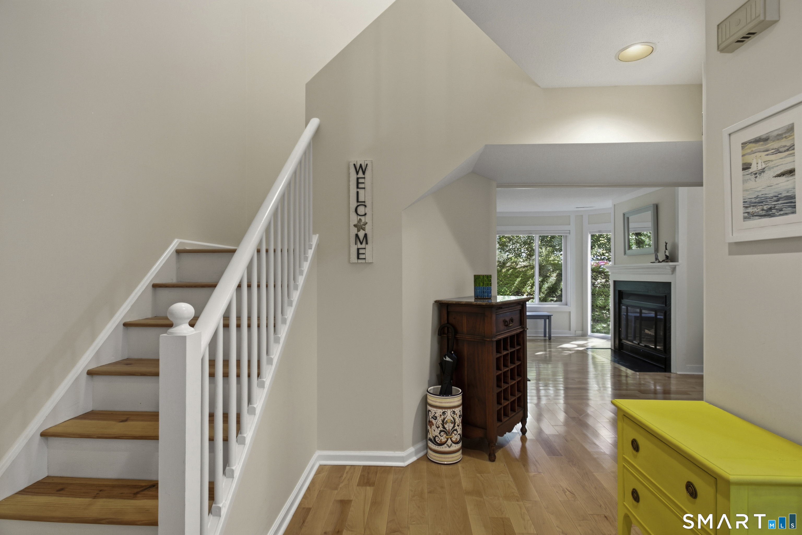 12 Strathmore Lane, Westport, Connecticut photo 3