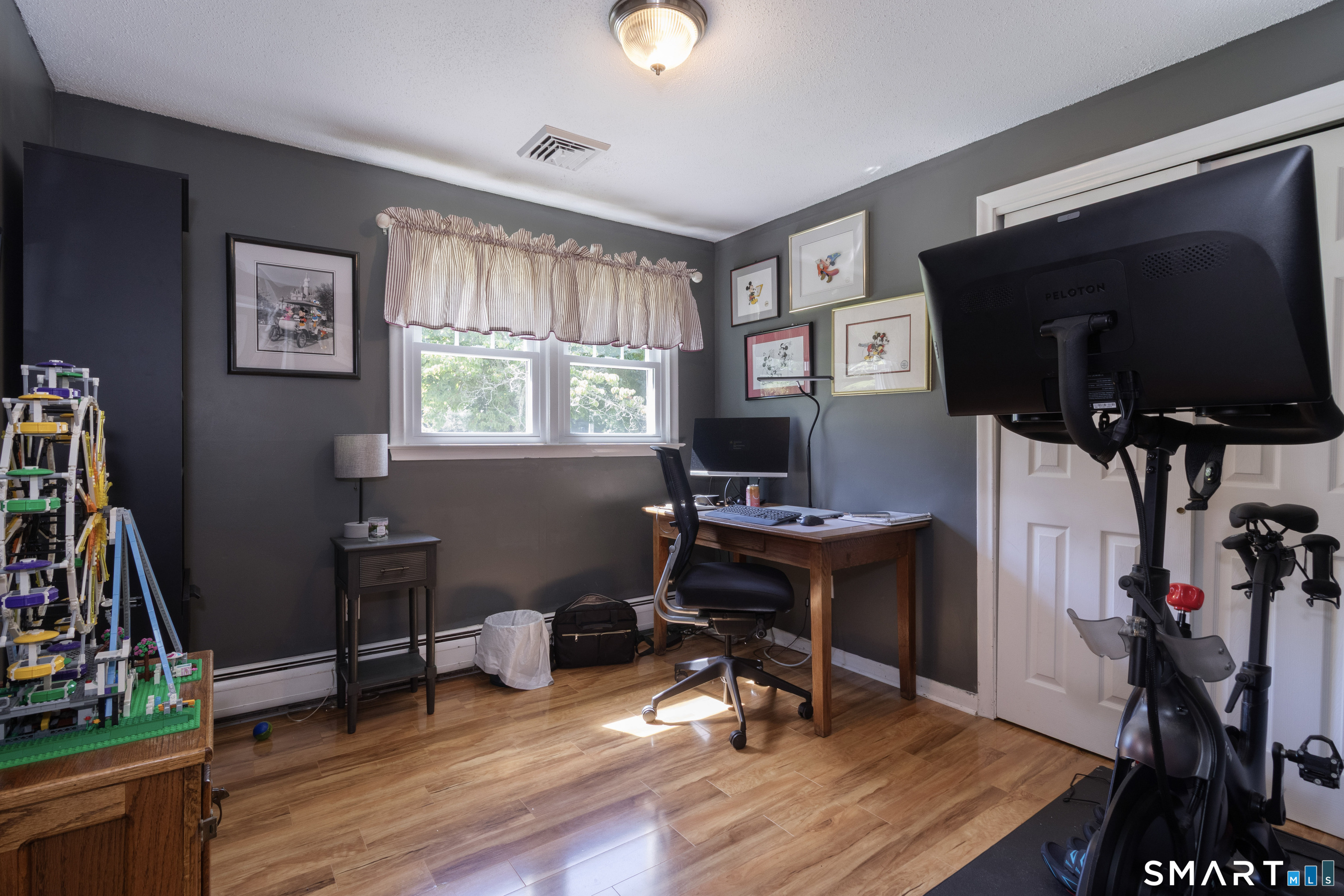 51 Walnut Avenue photo 11