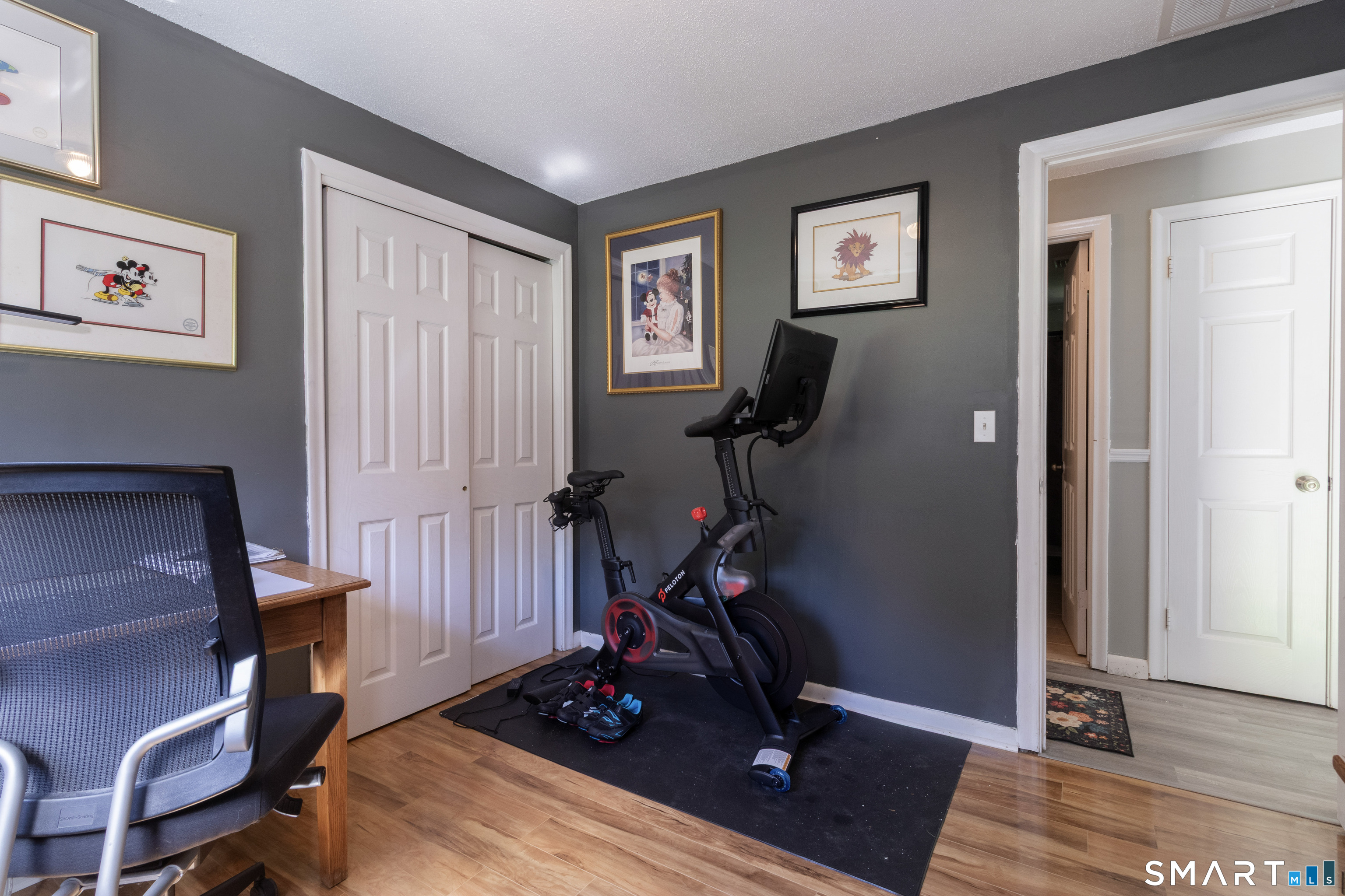 51 Walnut Avenue photo 12