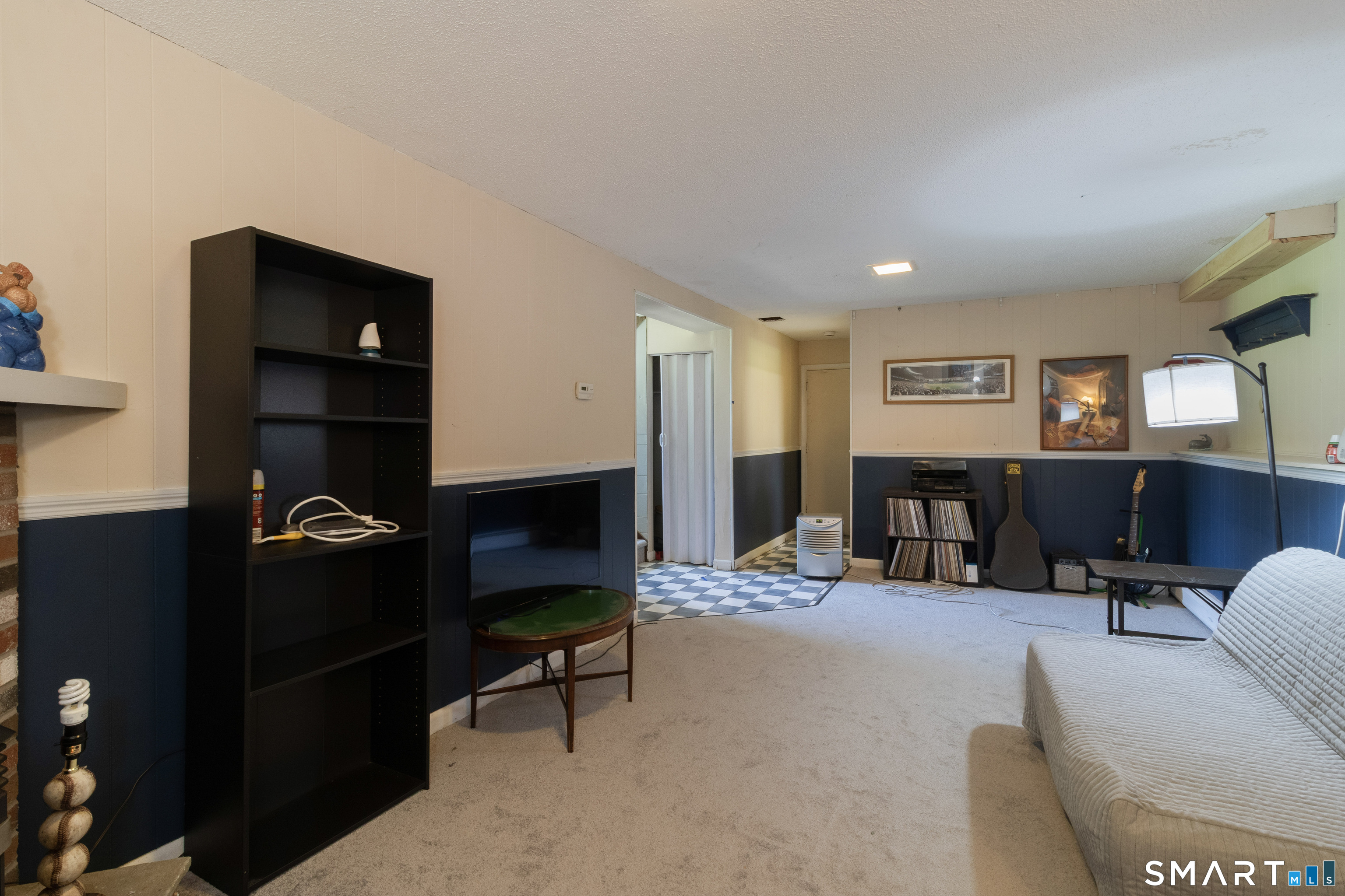 51 Walnut Avenue photo 16