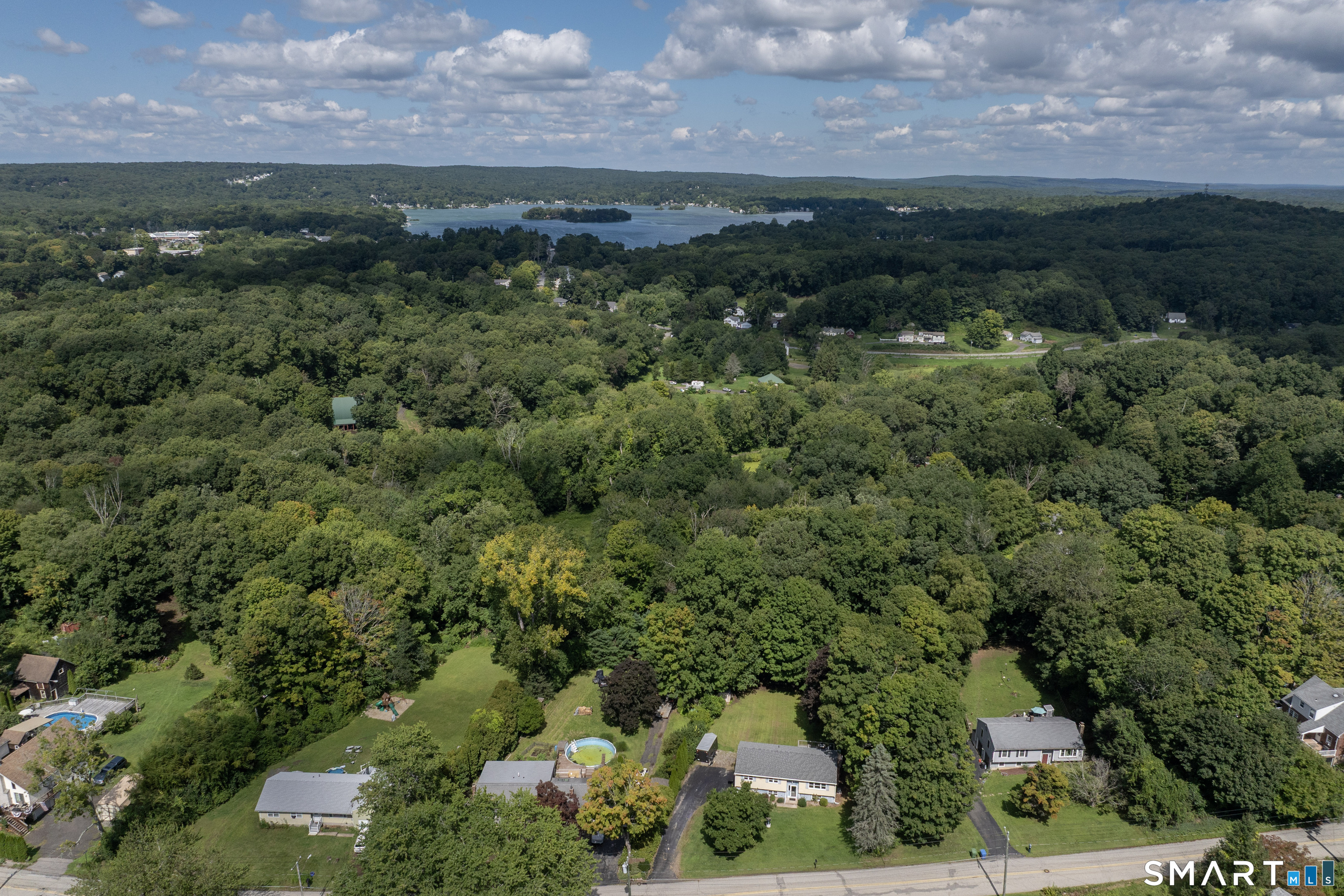 51 Walnut Avenue photo 23