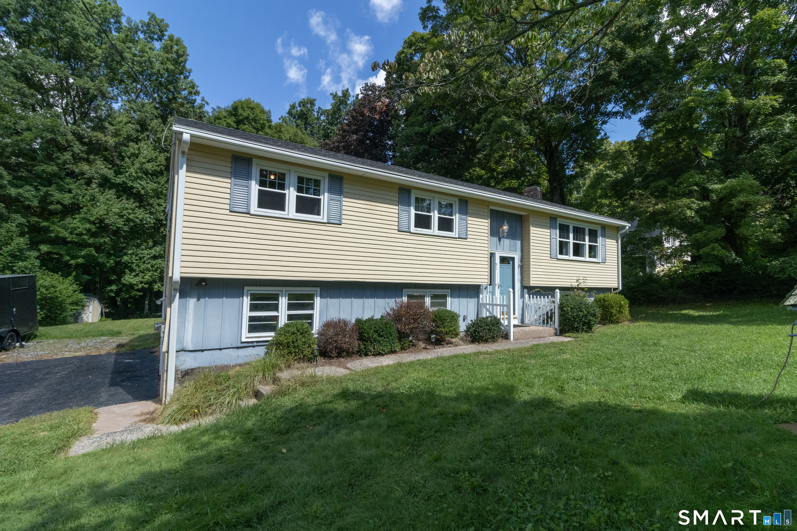 51 Walnut Avenue photo 25