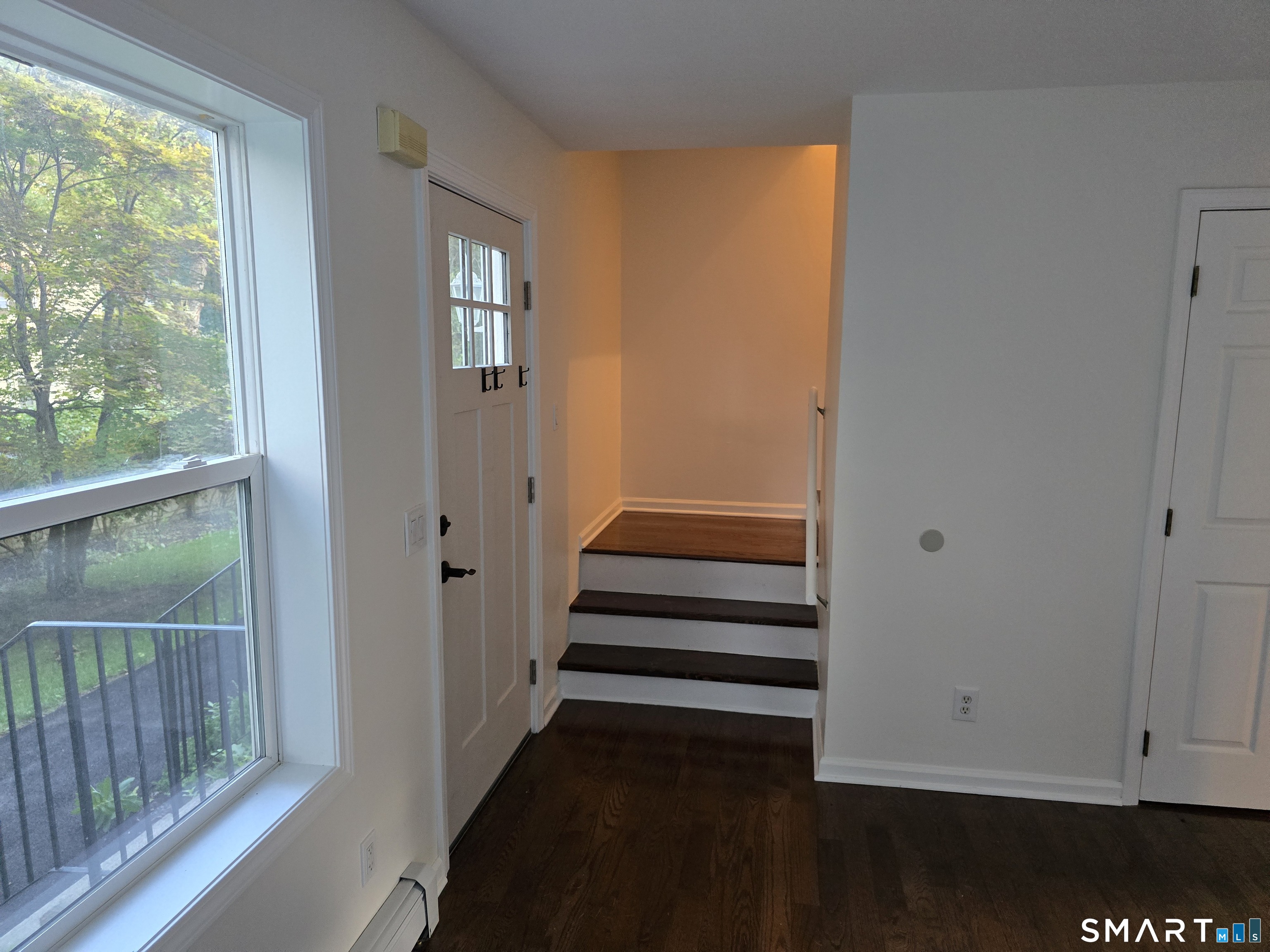 48-C Morgan Avenue photo 5