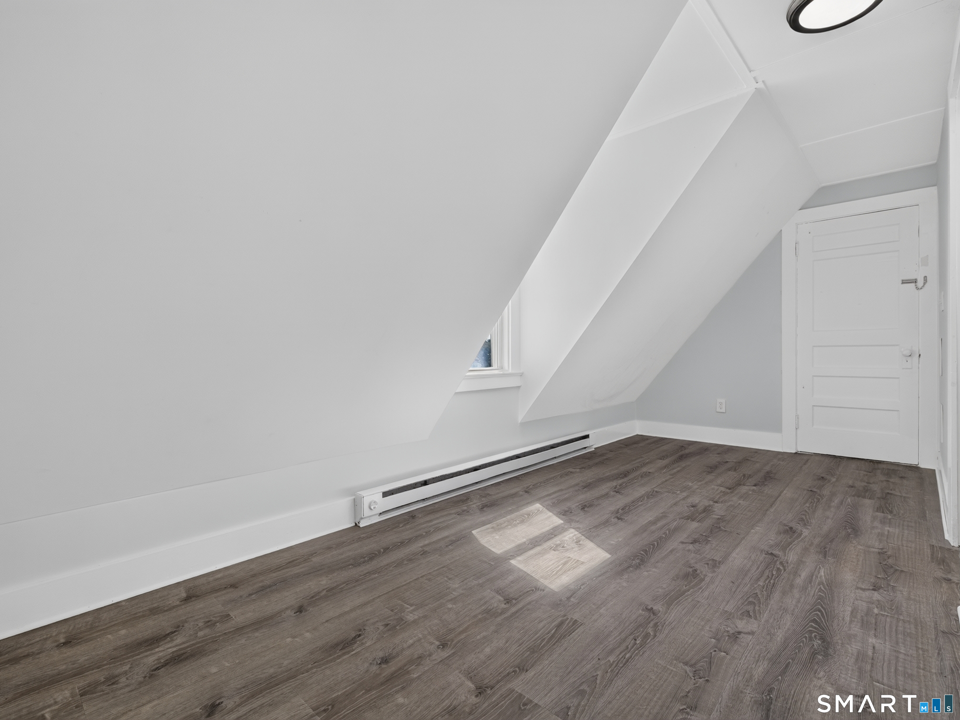 111 Laurel Hill Avenue photo 13