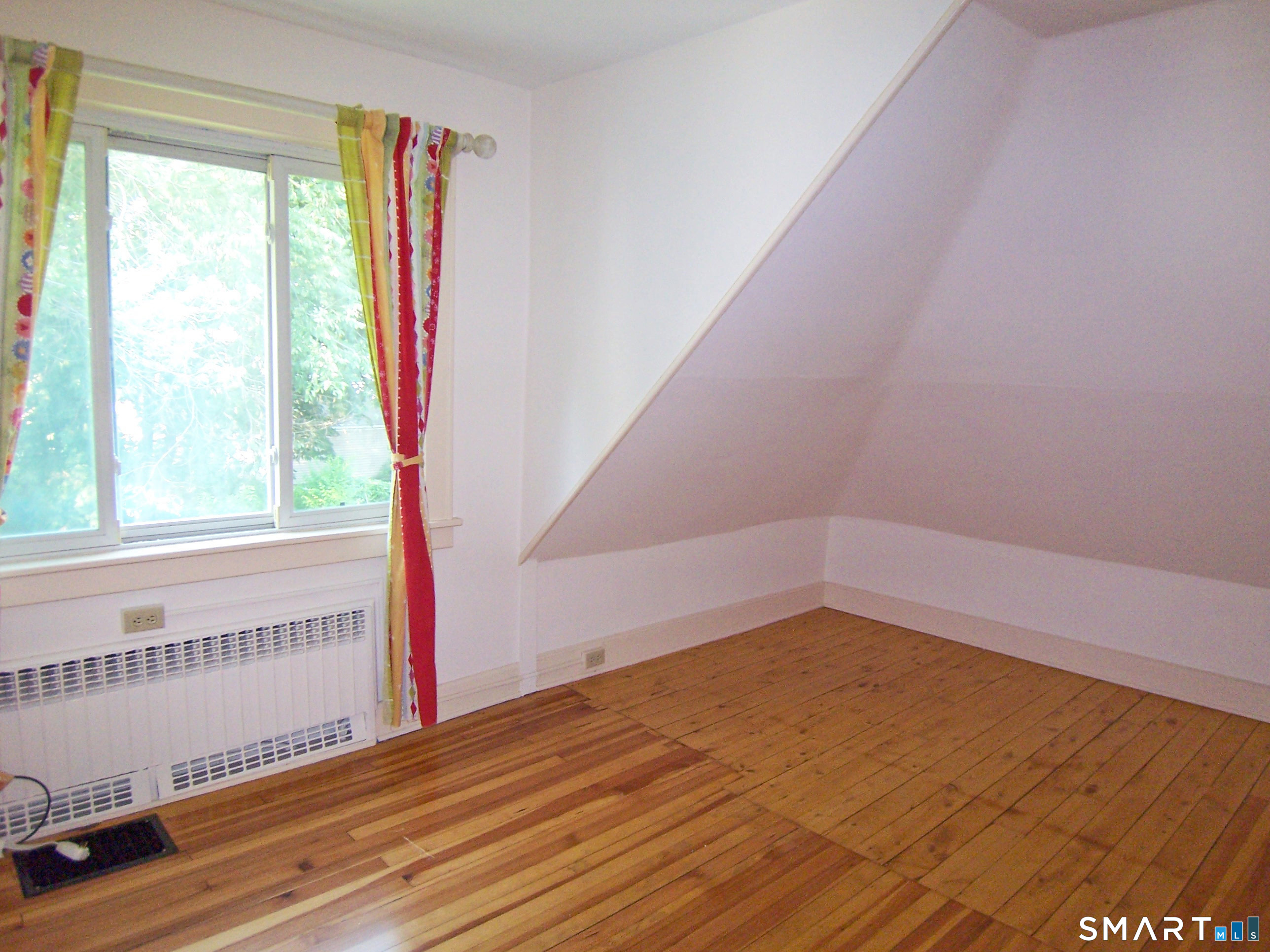 Photo 11 of Single family home for sale at 112 Fayerweather Ter, Bridgeport, CT 06605 | MLS# 24204918 | Listing updated on 2026-09-06