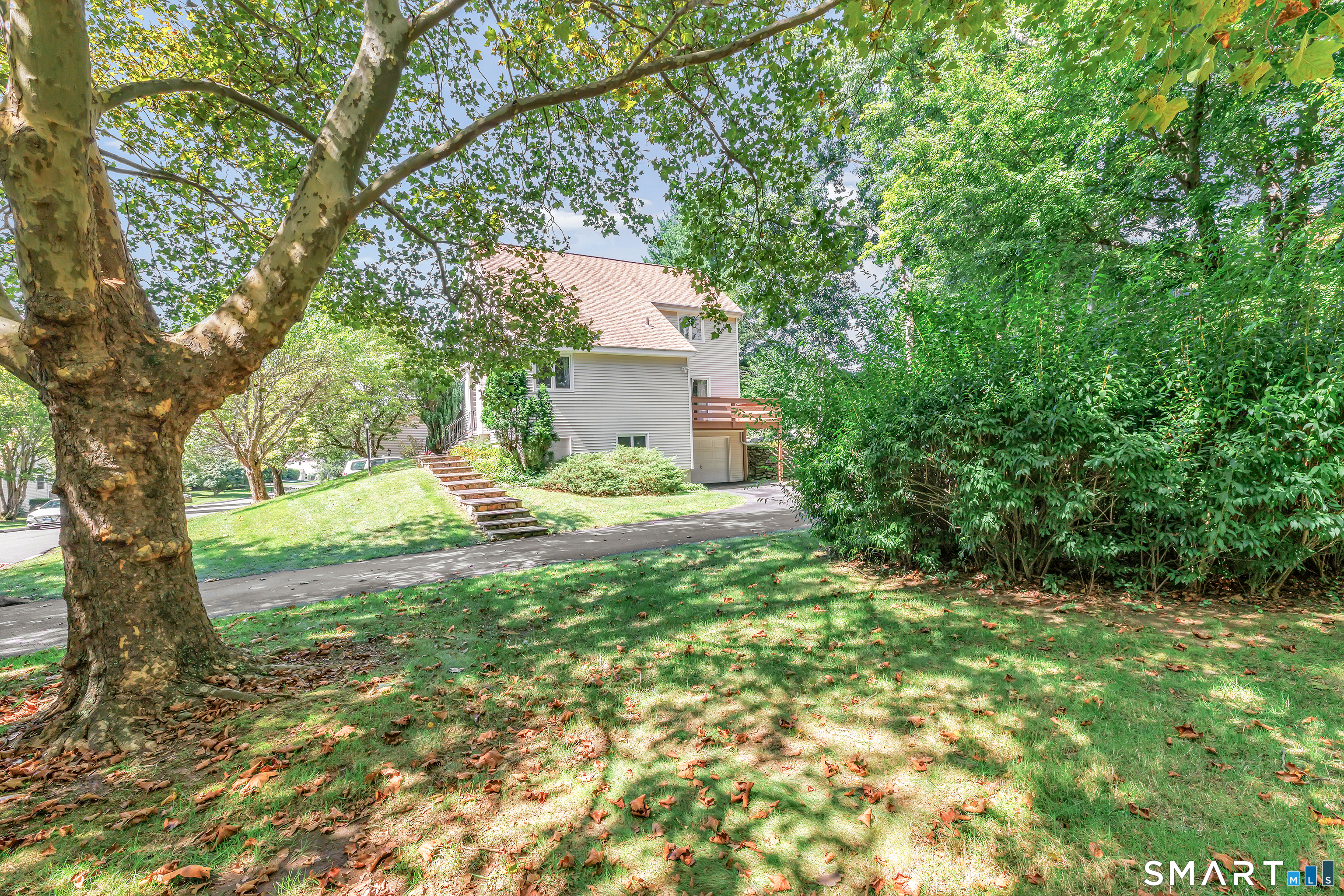 Photo 39 of Townhouse for sale at 200 Fox Run, Shelton, CT 06484 | MLS# 24204250 | Listing updated on 2026-09-15