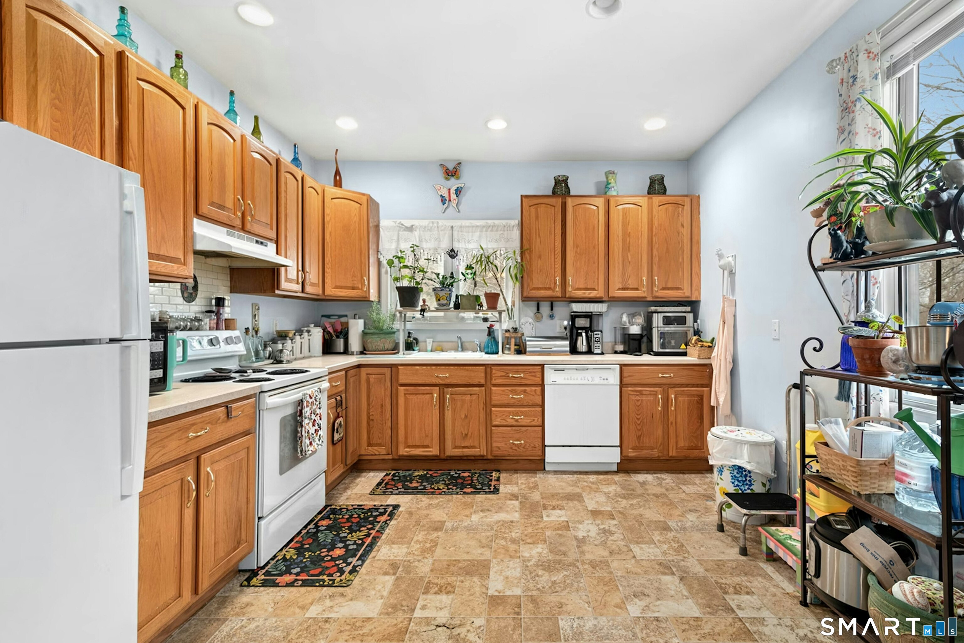 178 Maple Street photo 25