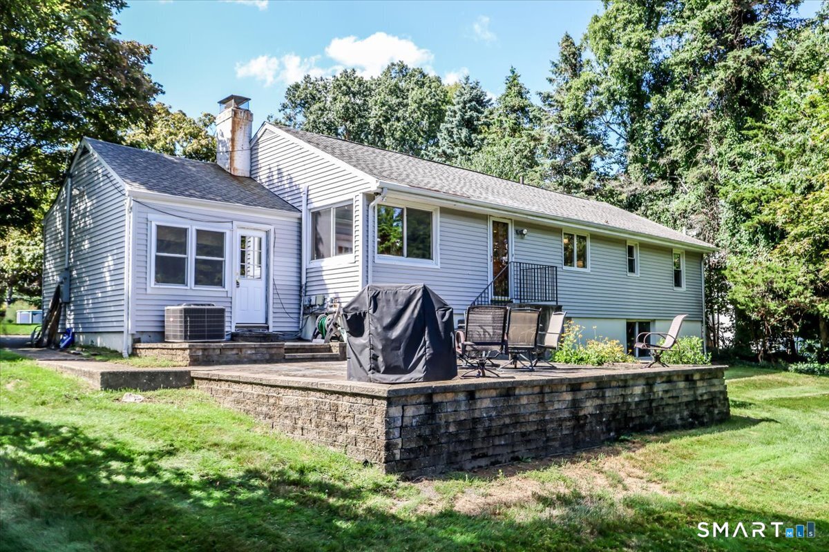 86 Crown Street photo 27