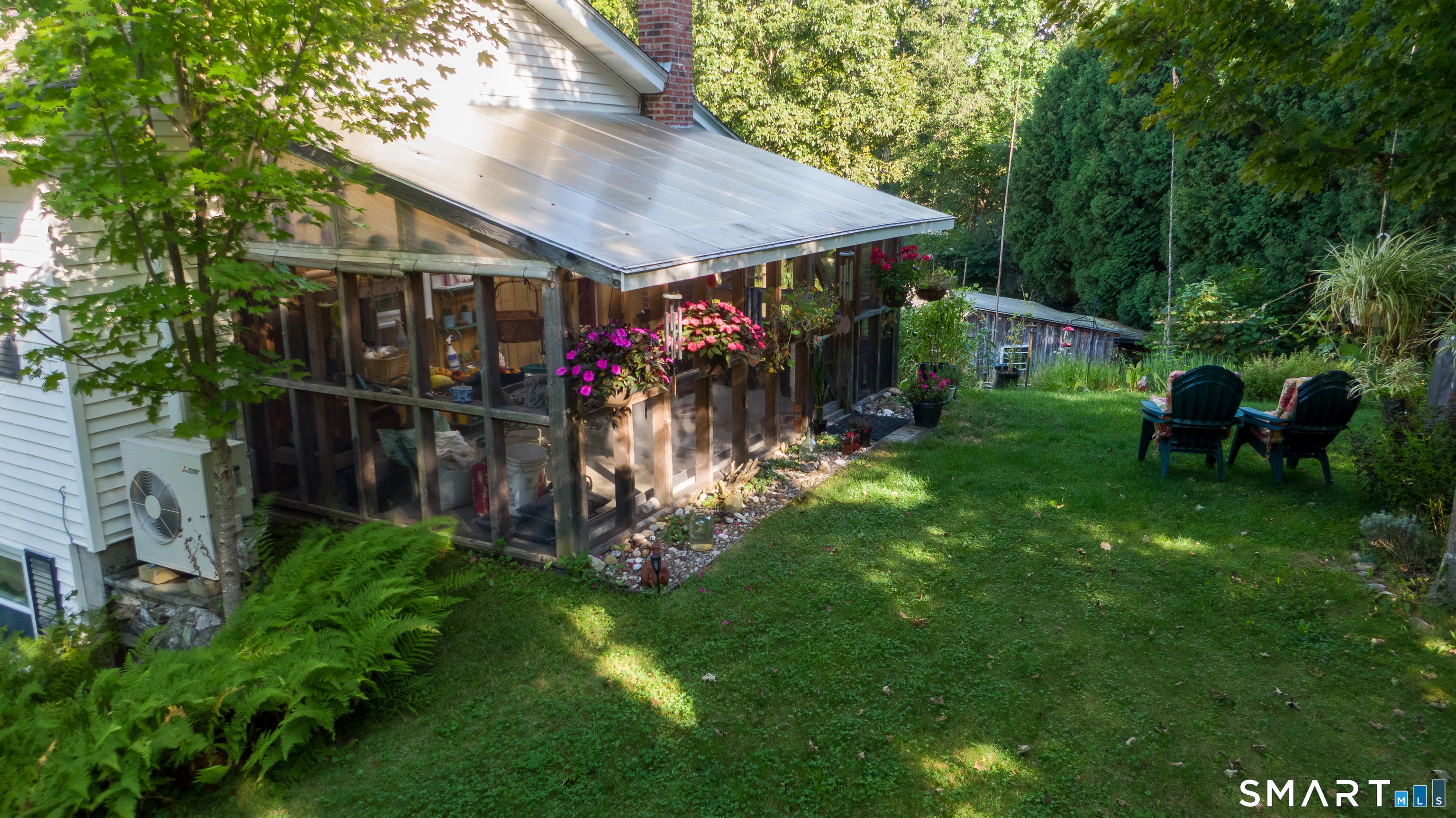 Photo 4 of Single family home for sale at 1 Corttiss Rd, Thompson, CT 06255 | MLS# 24204889 | Listing updated on 2026-09-13