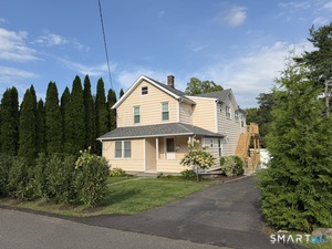16 Raymond, New Canaan