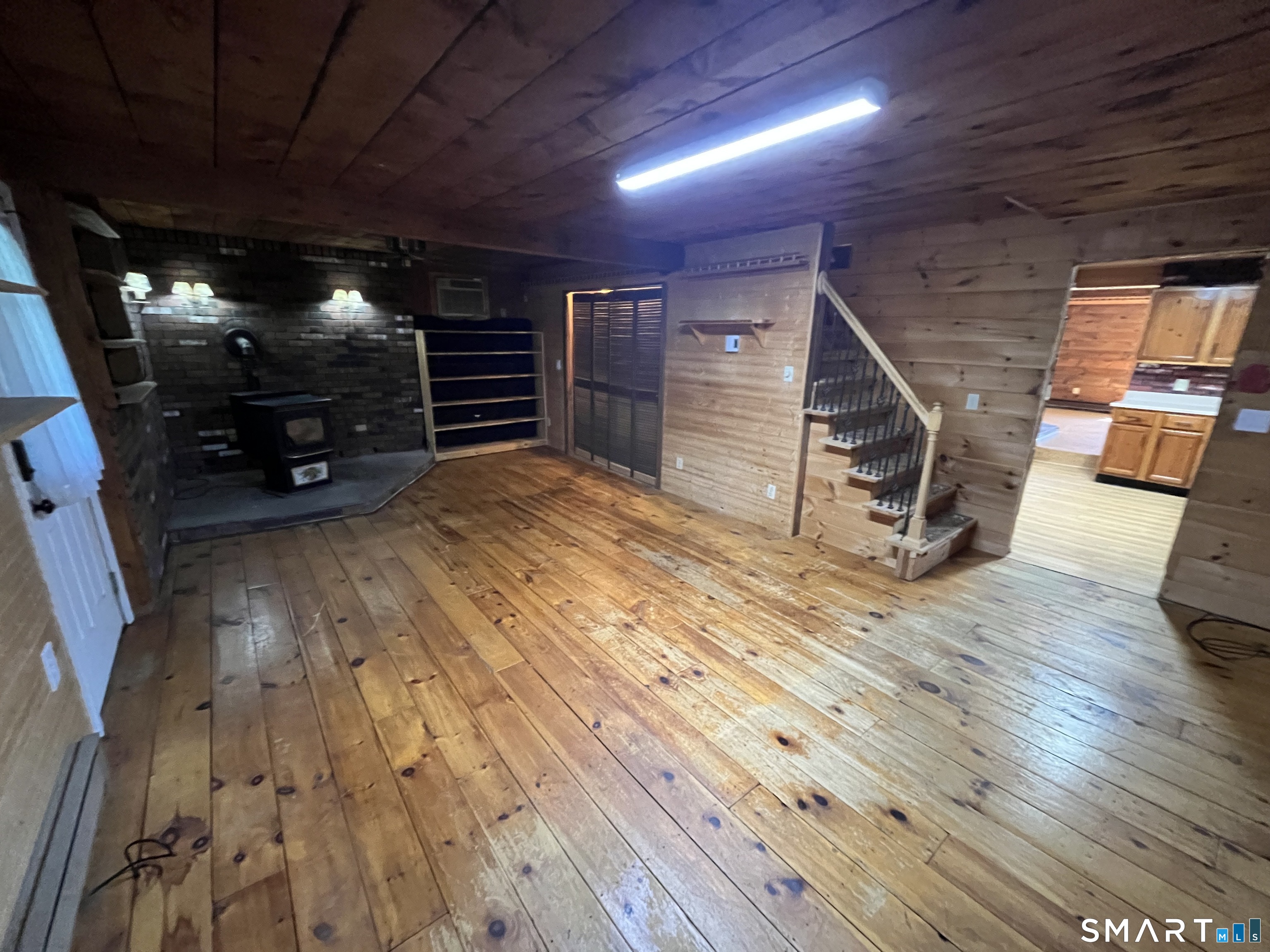 303 Somers Road photo 12