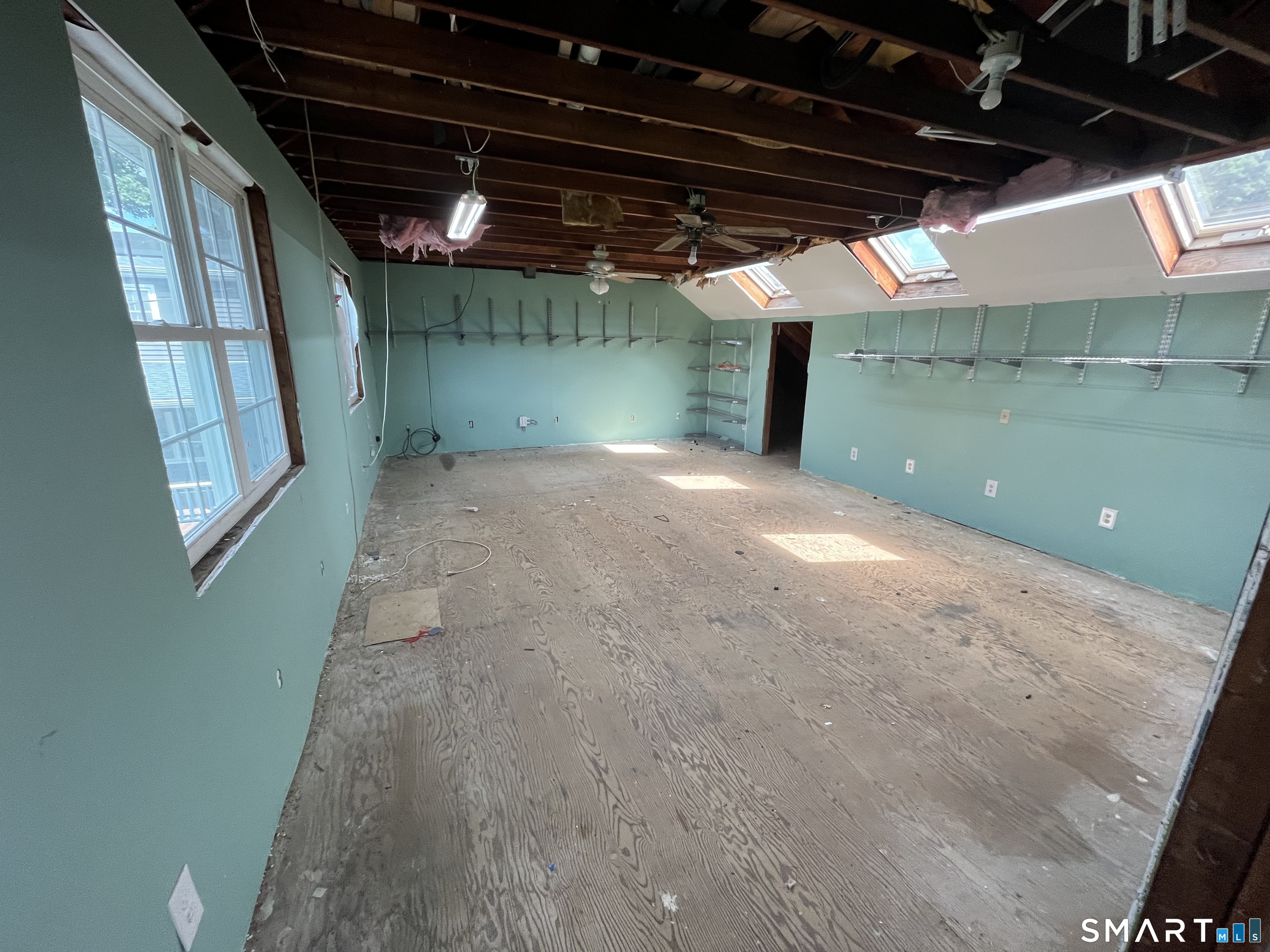 303 Somers Road photo 39