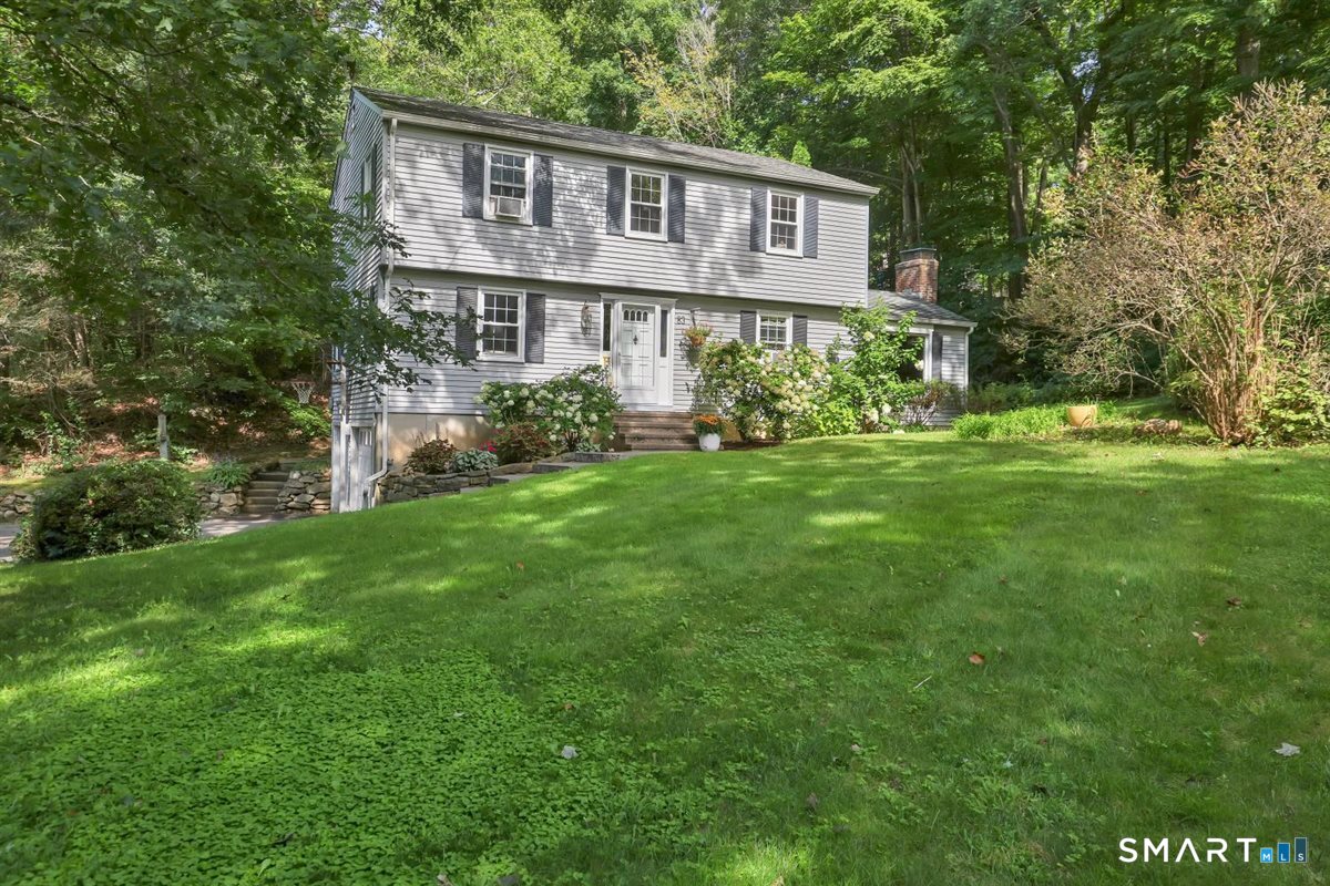 83 Crestwood Drive