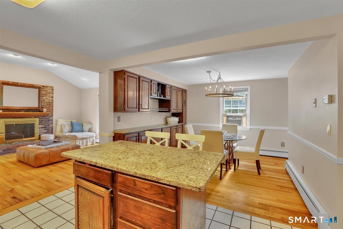 83 Crestwood Drive photo 13