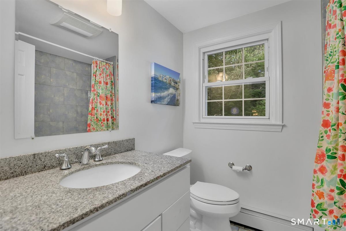 83 Crestwood Drive photo 27