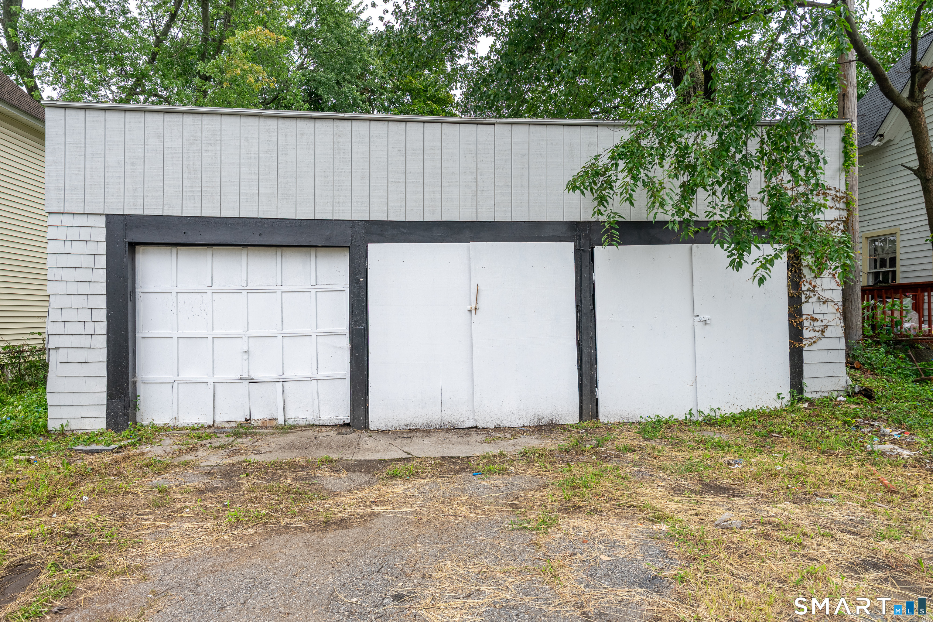 Photo 28 of Multi family home for sale at 337 Poplar St, Bridgeport, CT 06605 | MLS# 24205017 | Listing updated on 2026-09-15