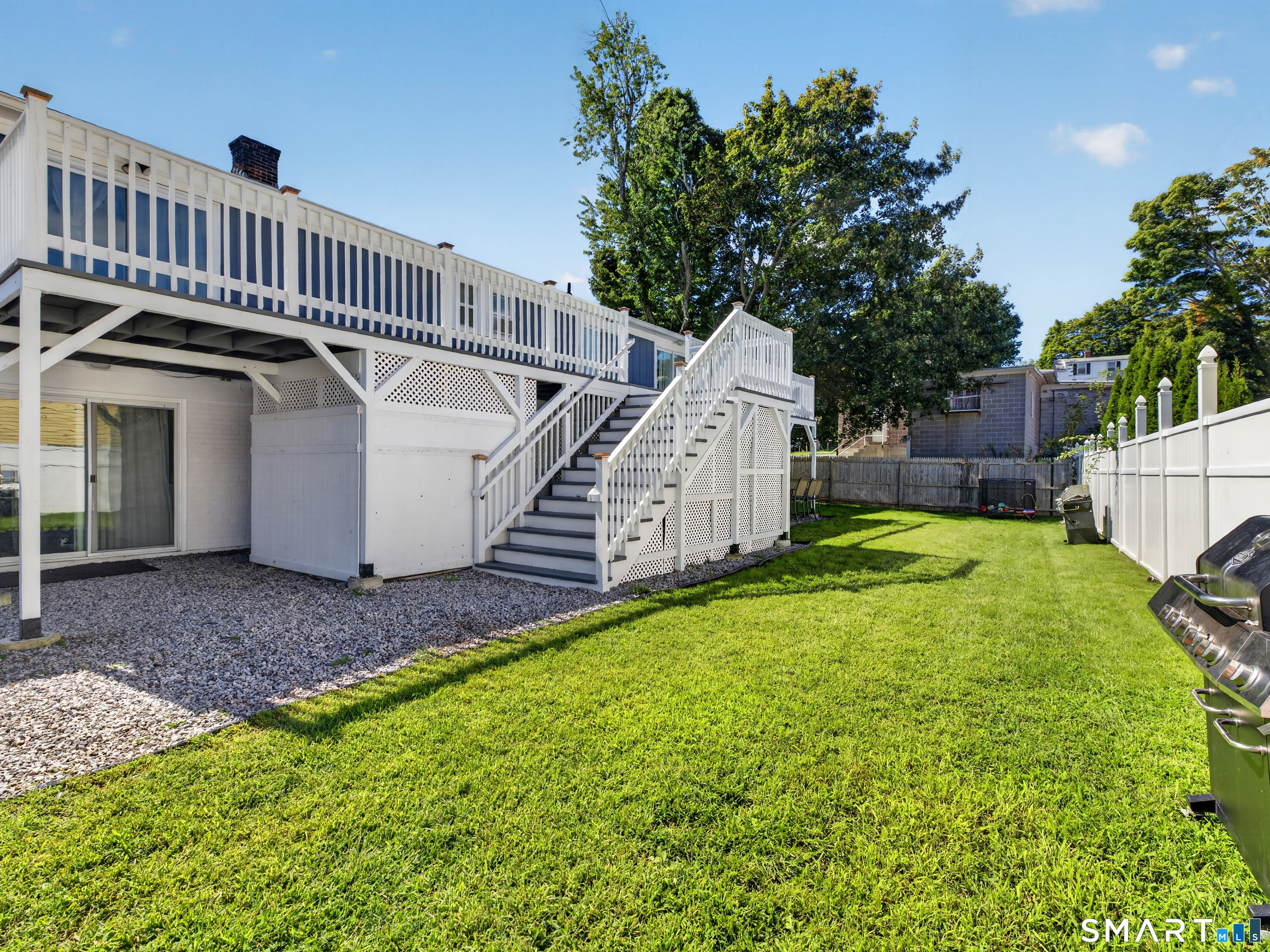 119 Lincoln Avenue photo 11
