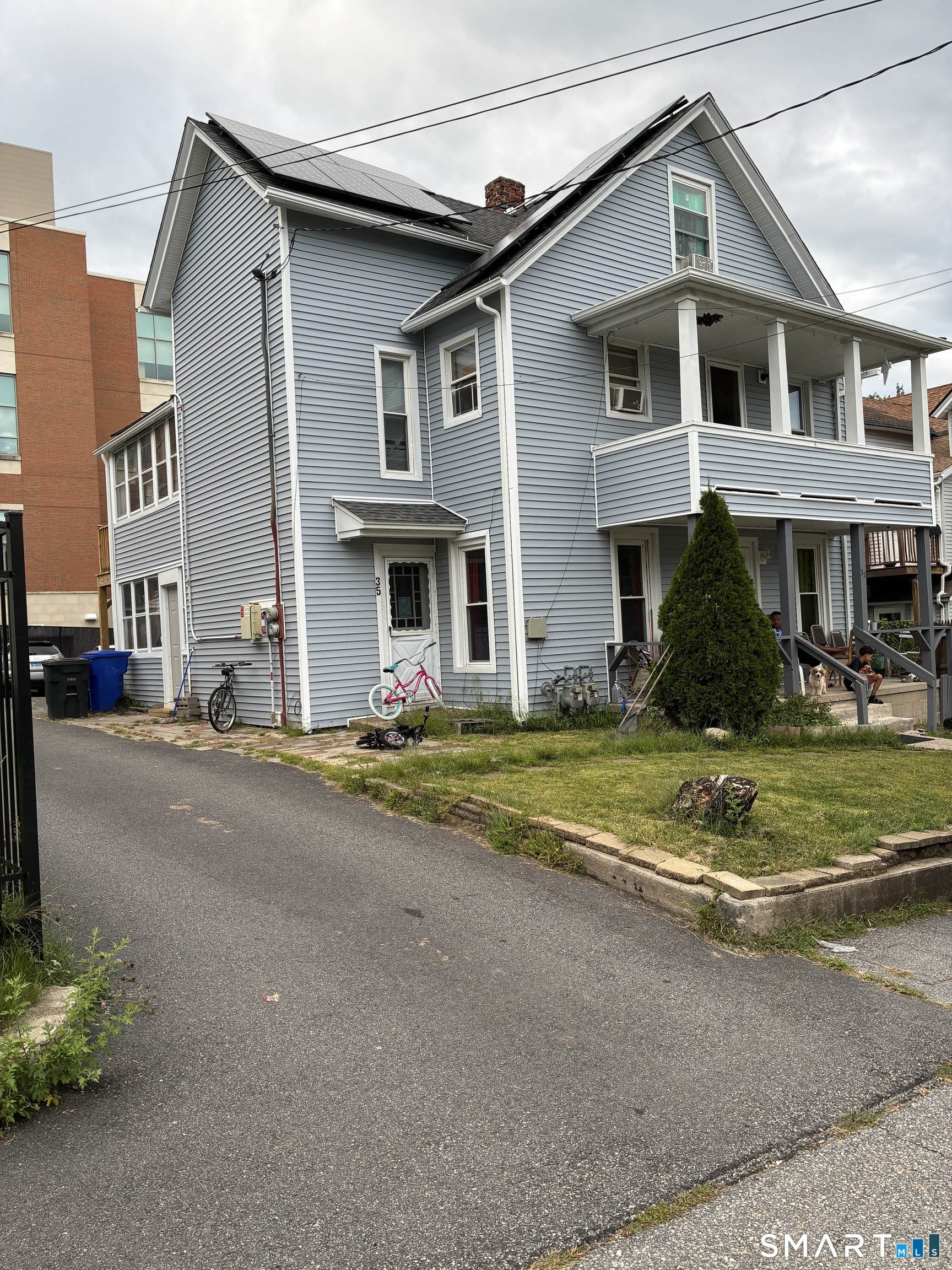 35 Clinton Street photo 16