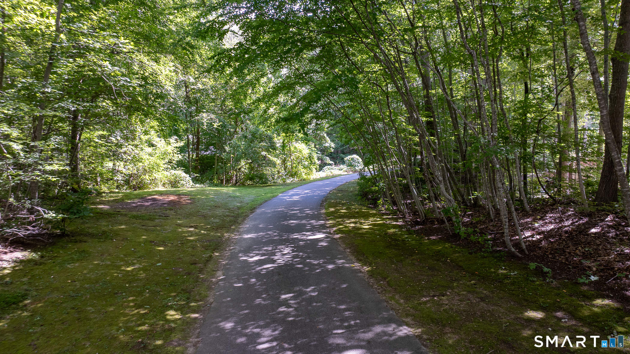 98 Dean Road photo 36