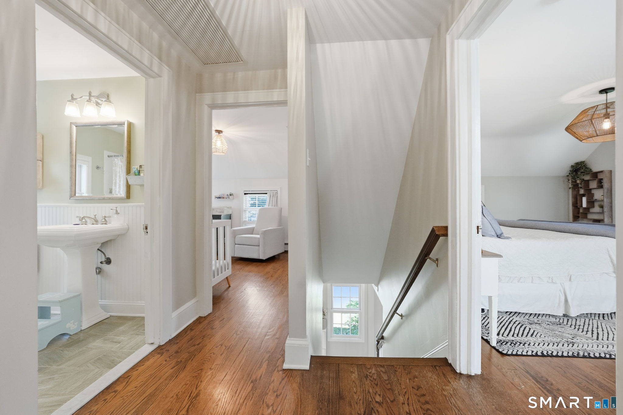 12 Edgewood Avenue photo 22