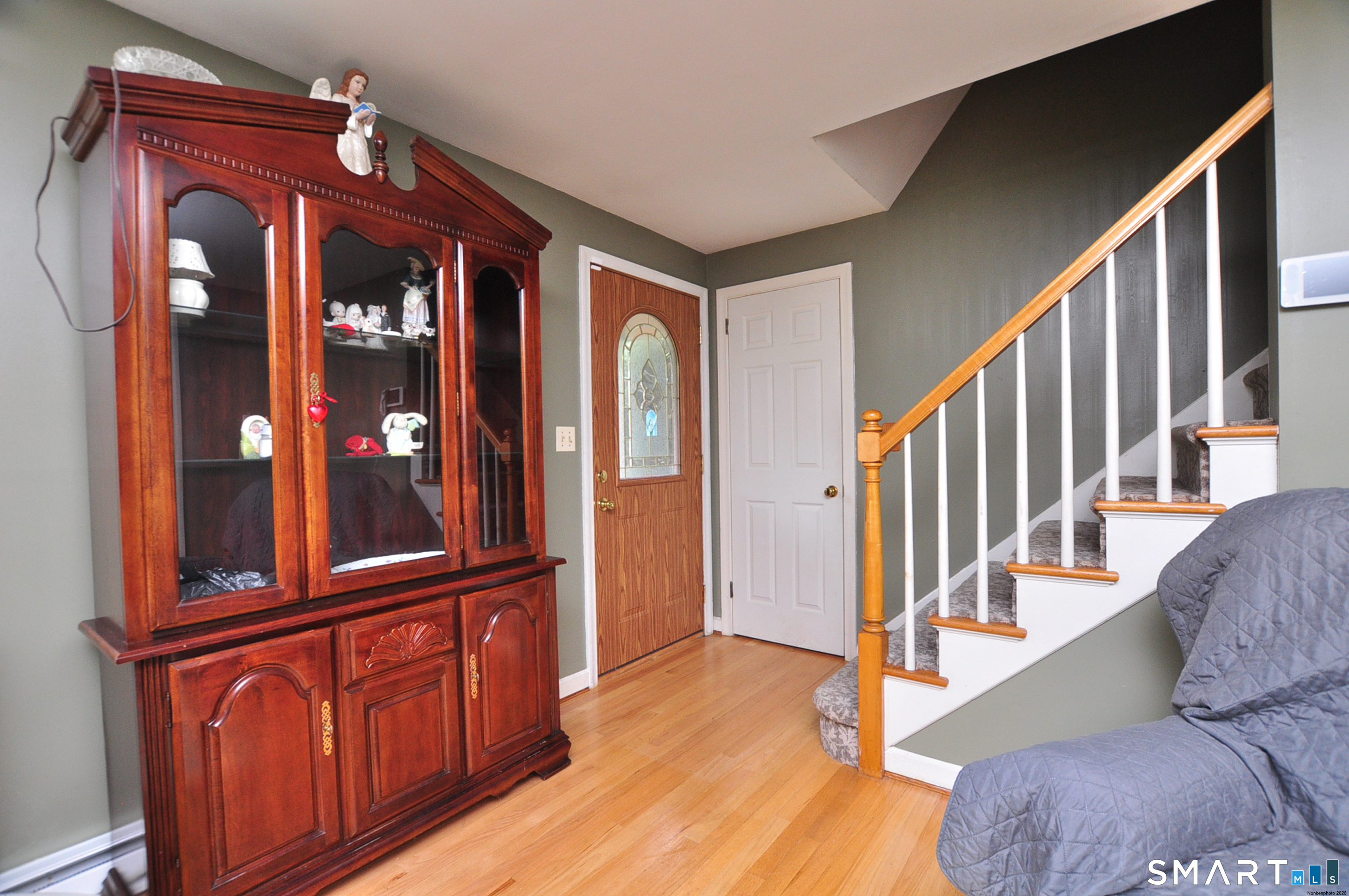 Photo 2 of Single family home for sale at 39 Sunnybrook Dr, Avon, CT 06001 | MLS# 24198730 | Listing updated on 2026-09-07