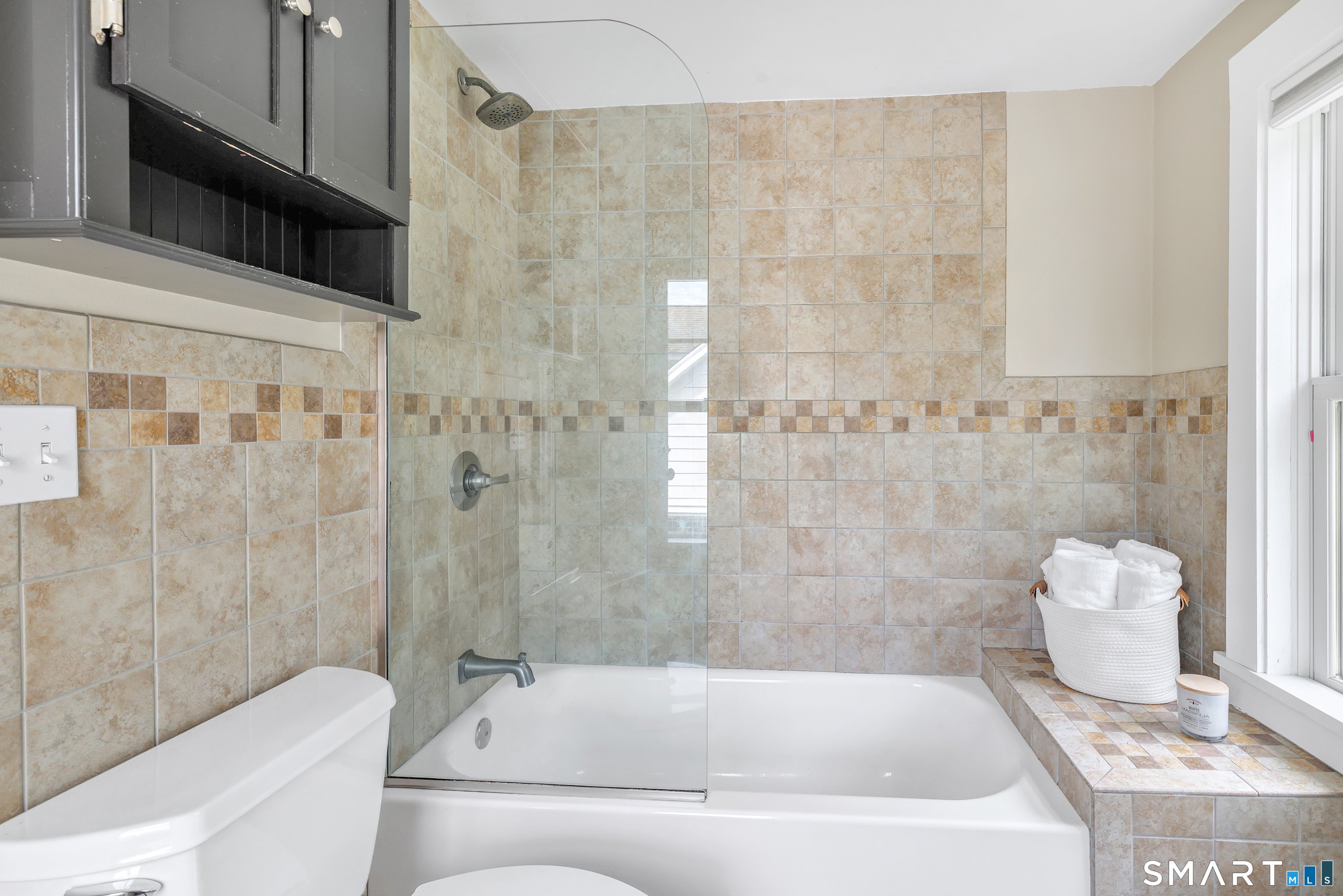 1 Maplewood Avenue photo 19