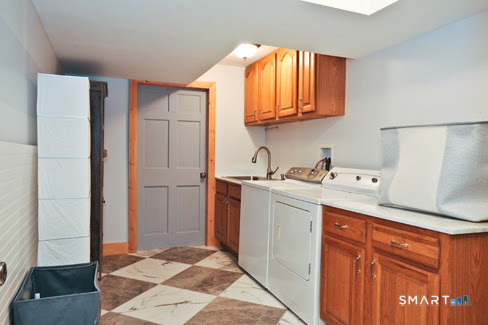 51 Senff Road photo 17