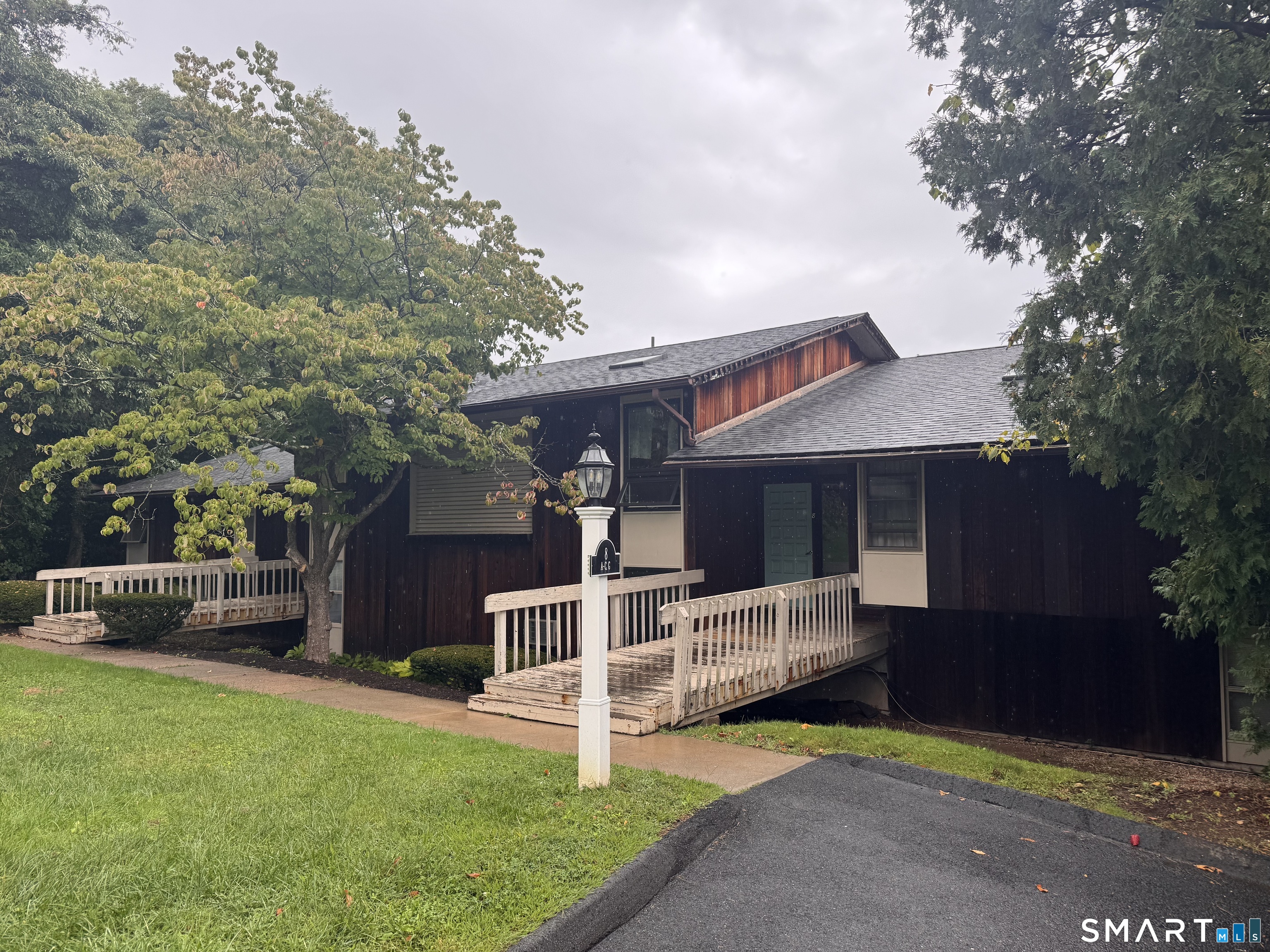 8 Country Squire Drive Unit #8B