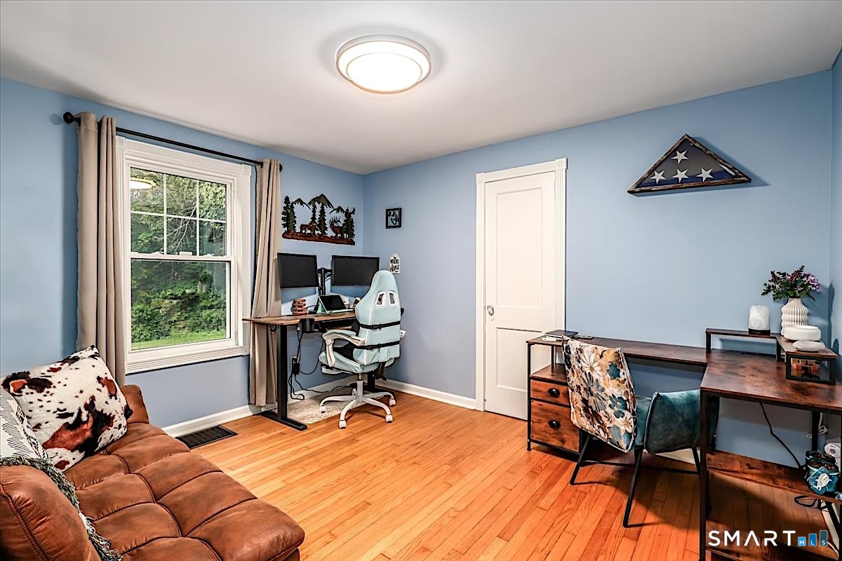 313 Torrington Road photo 11