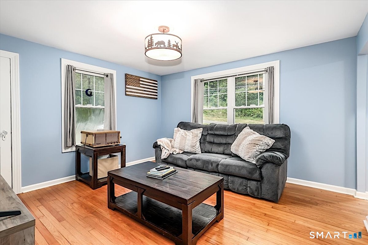 313 Torrington Road photo 13