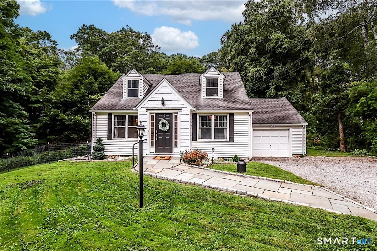 313 Torrington Road photo 26