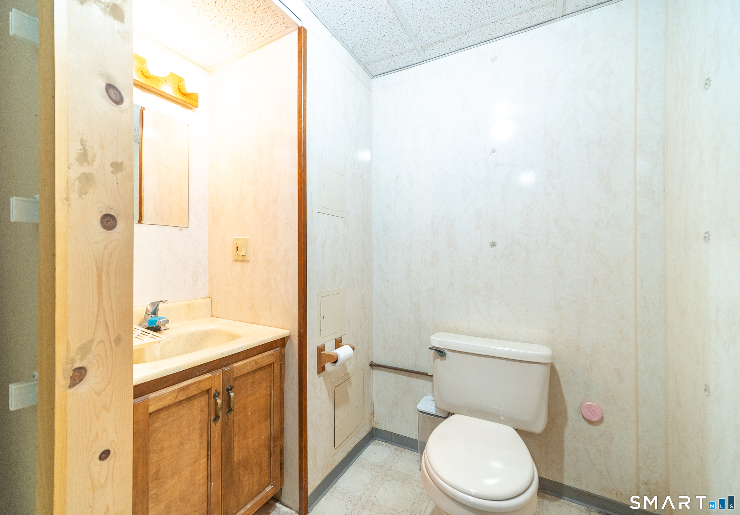 626 Beaver Meadow Road photo 23