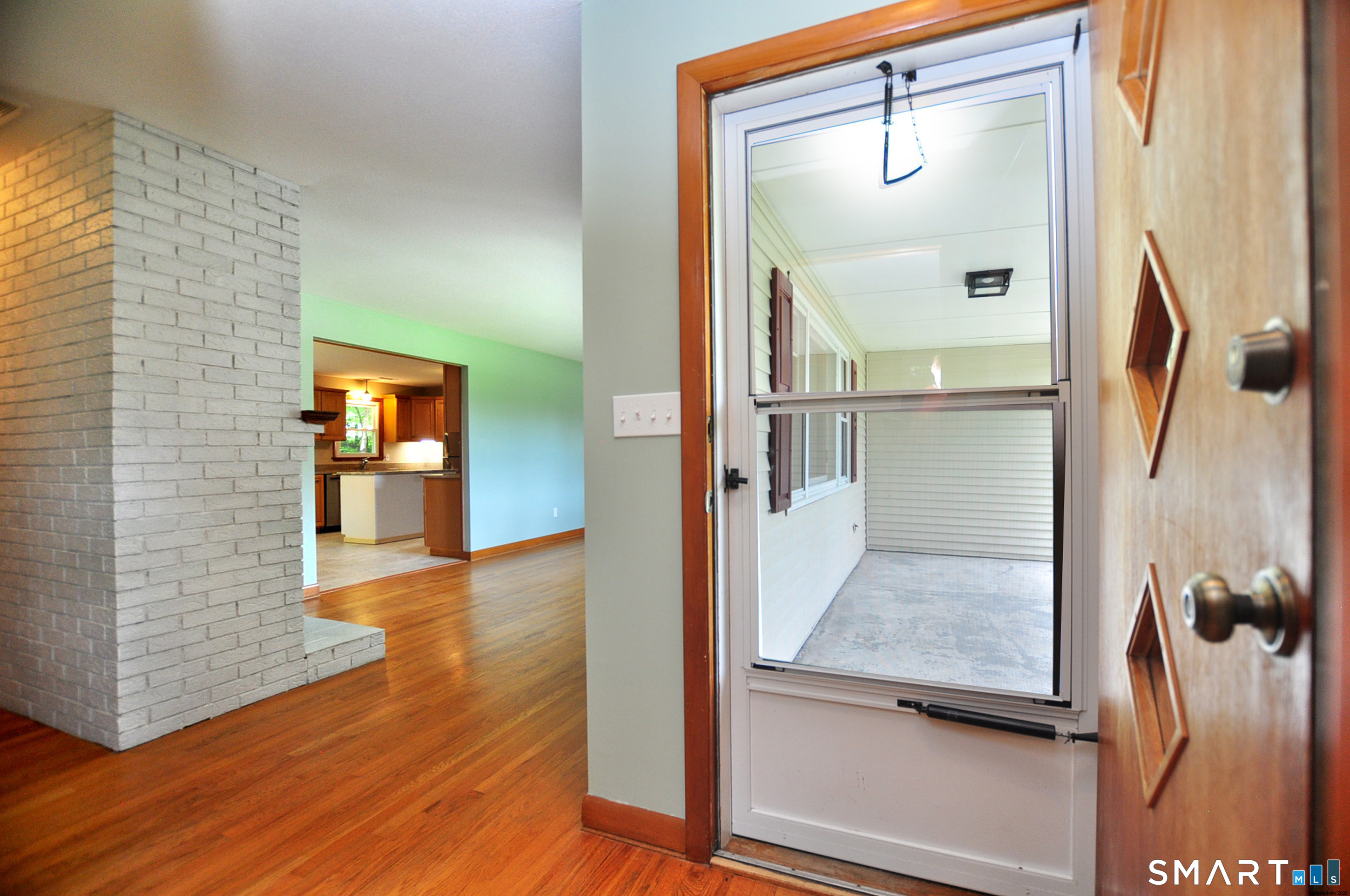 84 Holcomb Street photo 10
