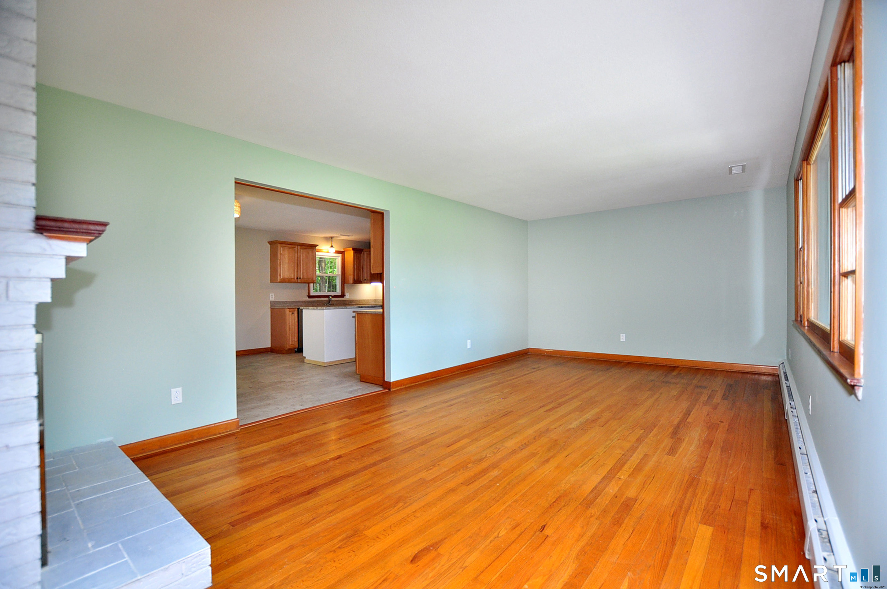 84 Holcomb Street photo 12