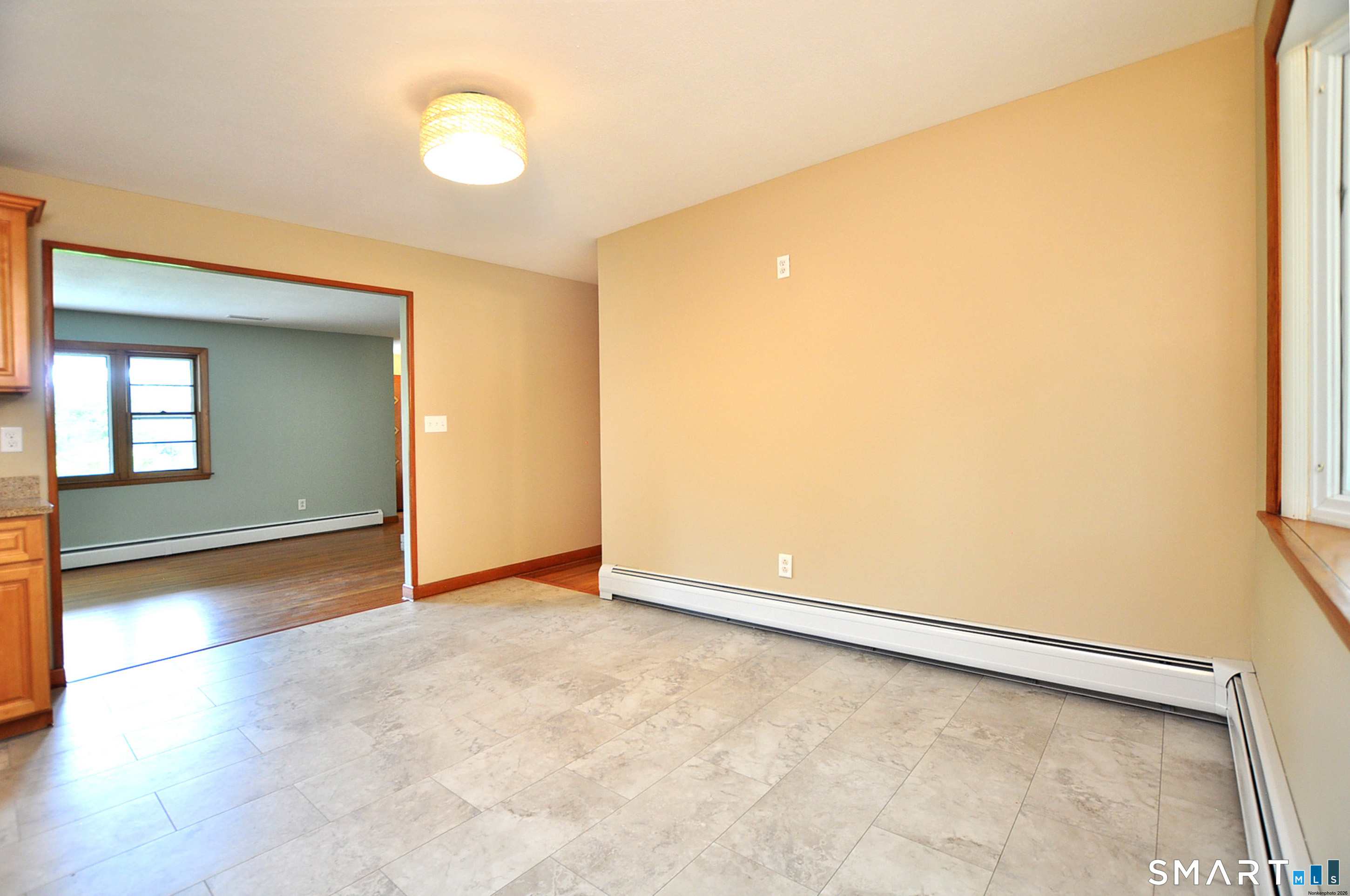 84 Holcomb Street photo 23