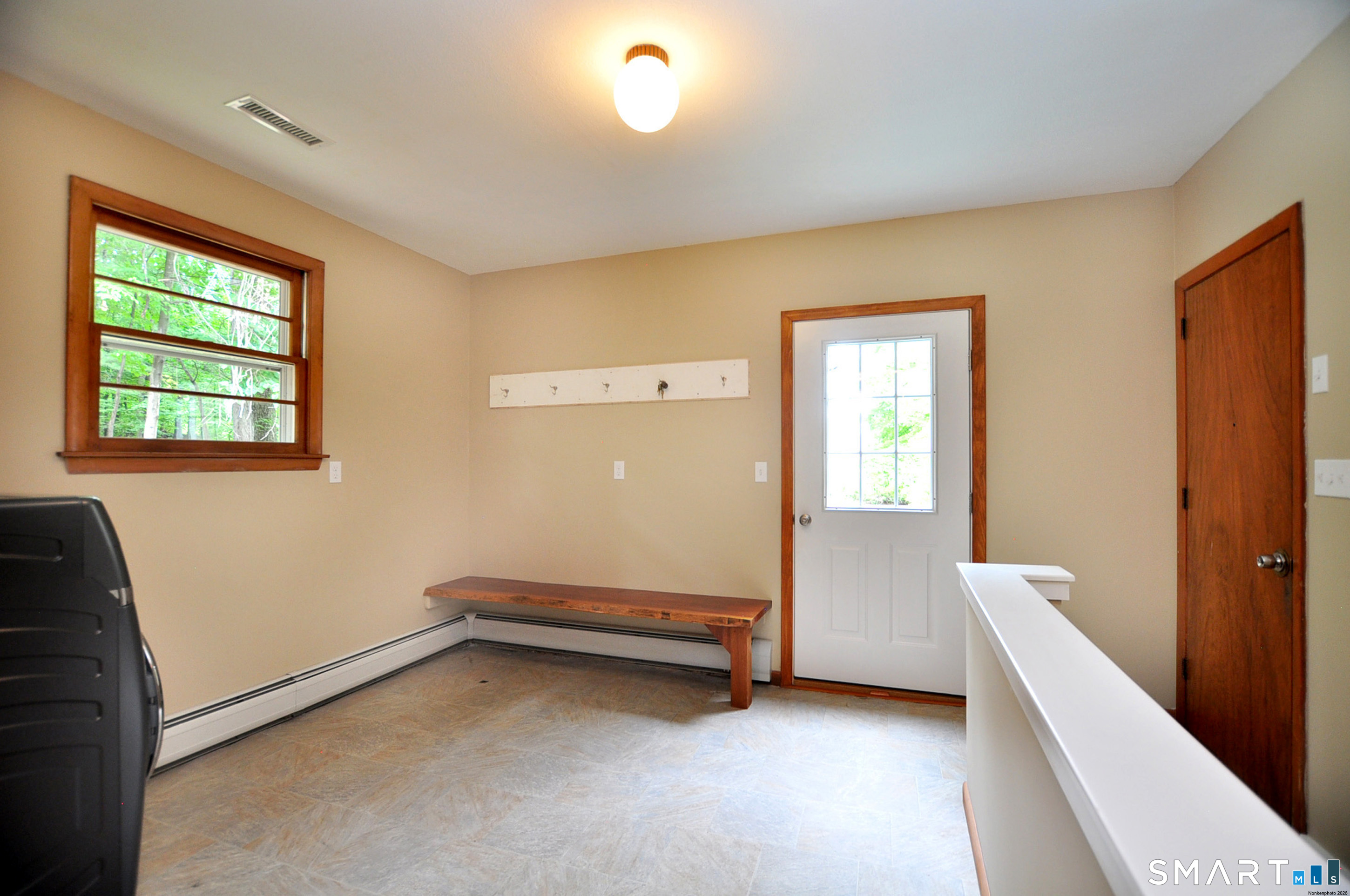84 Holcomb Street photo 35