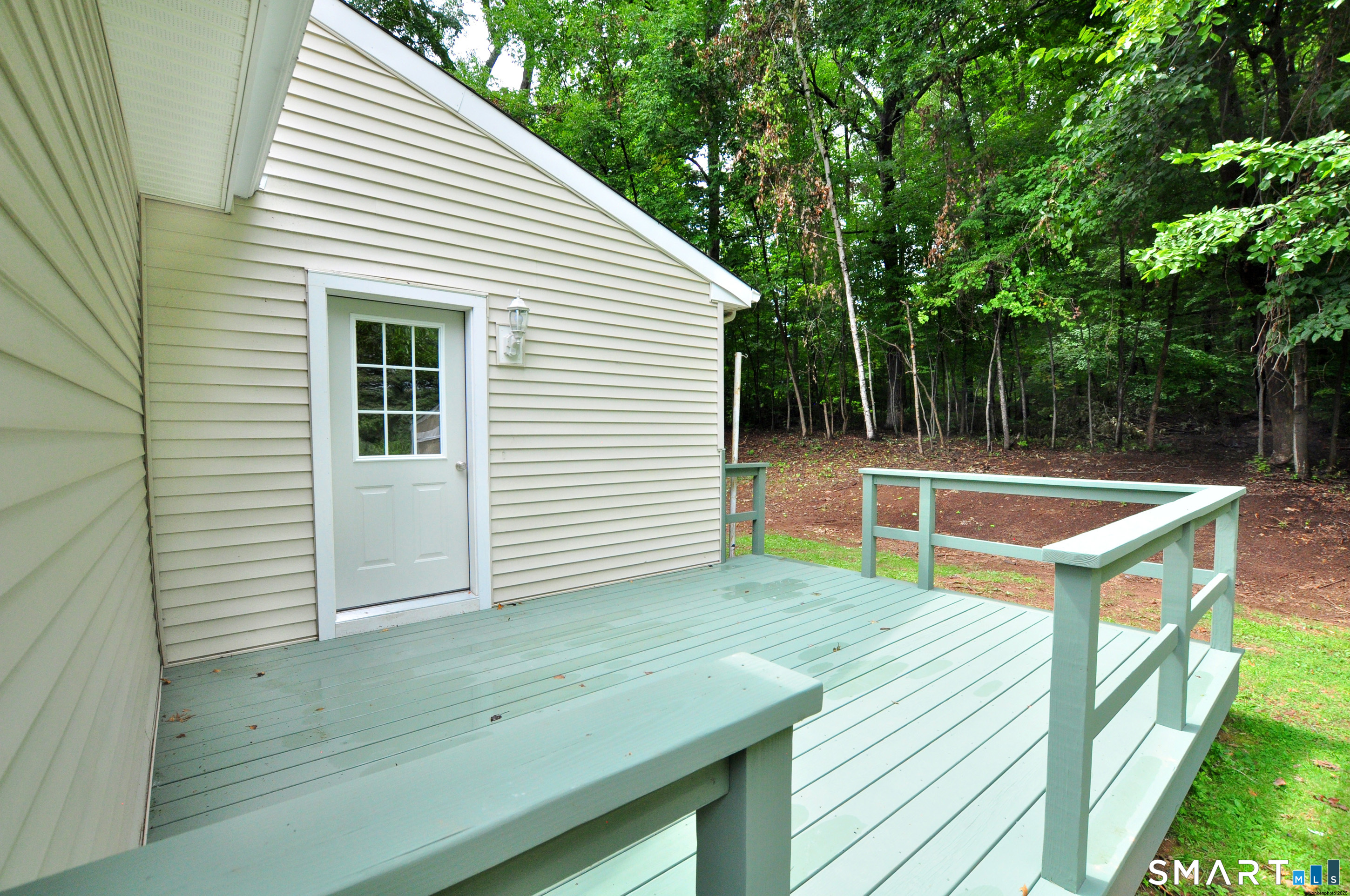84 Holcomb Street photo 6