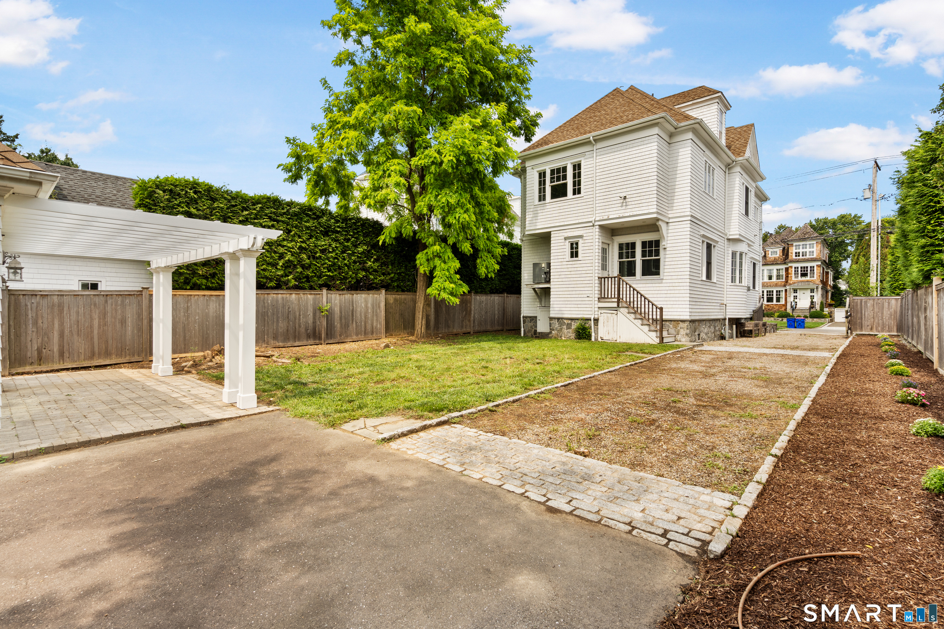 484 Rowland Road — photo 35