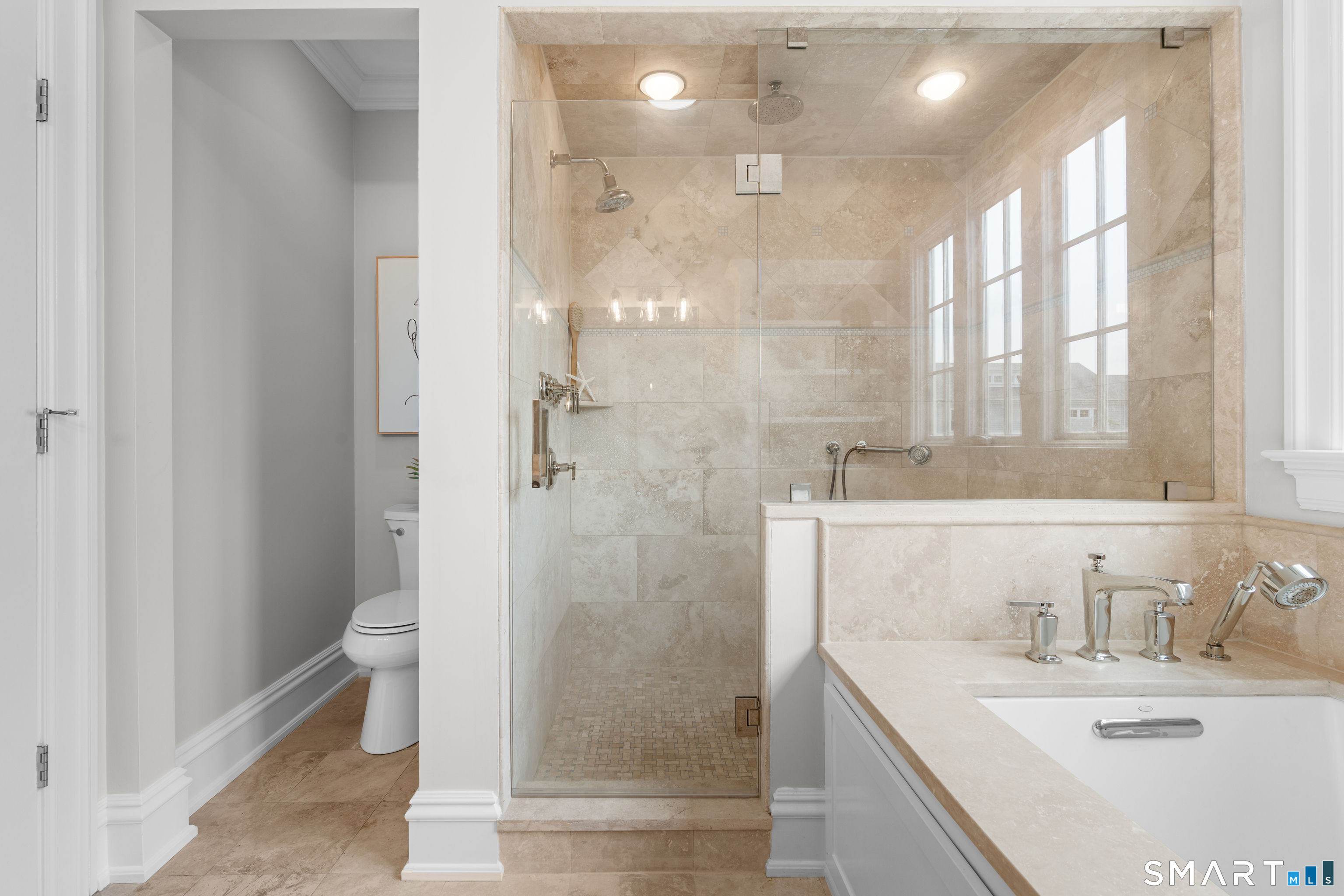 484 Rowland photo 22