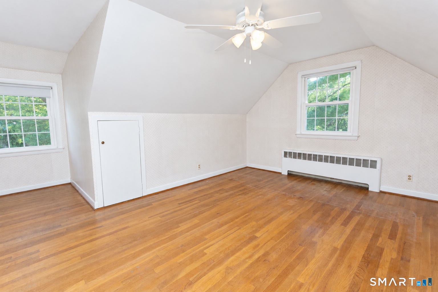 19 Crestwood Circle photo 28