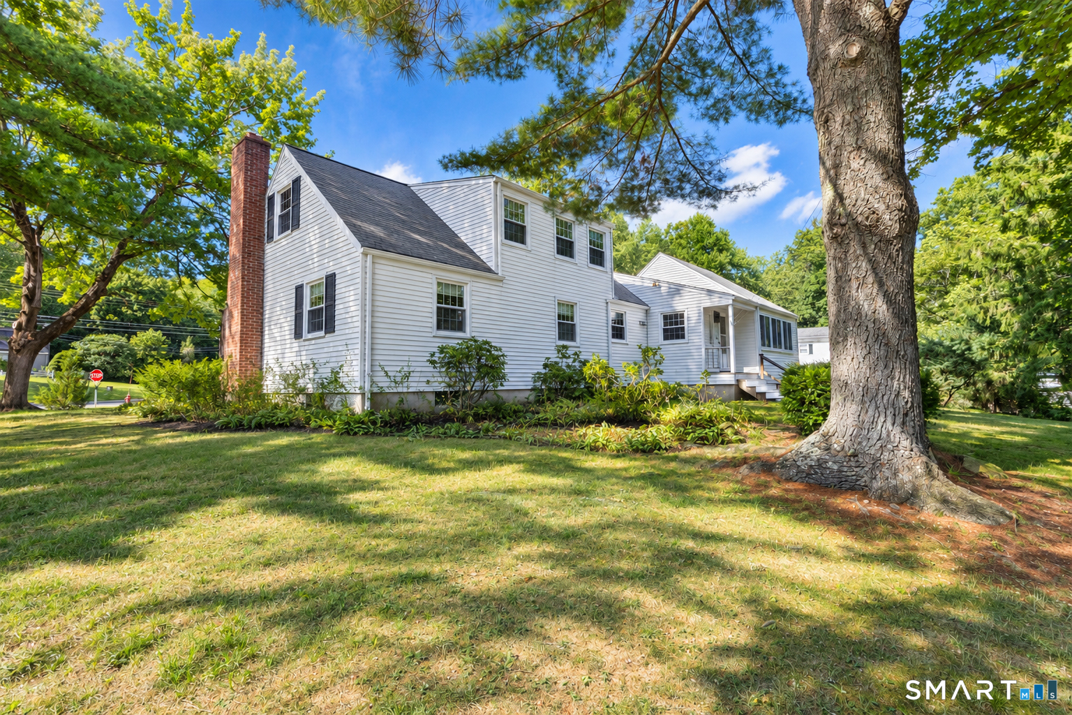 19 Crestwood Circle photo 37