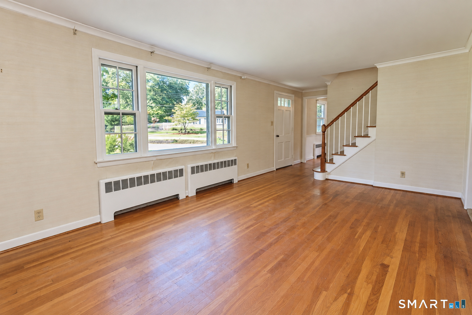 19 Crestwood Circle photo 16