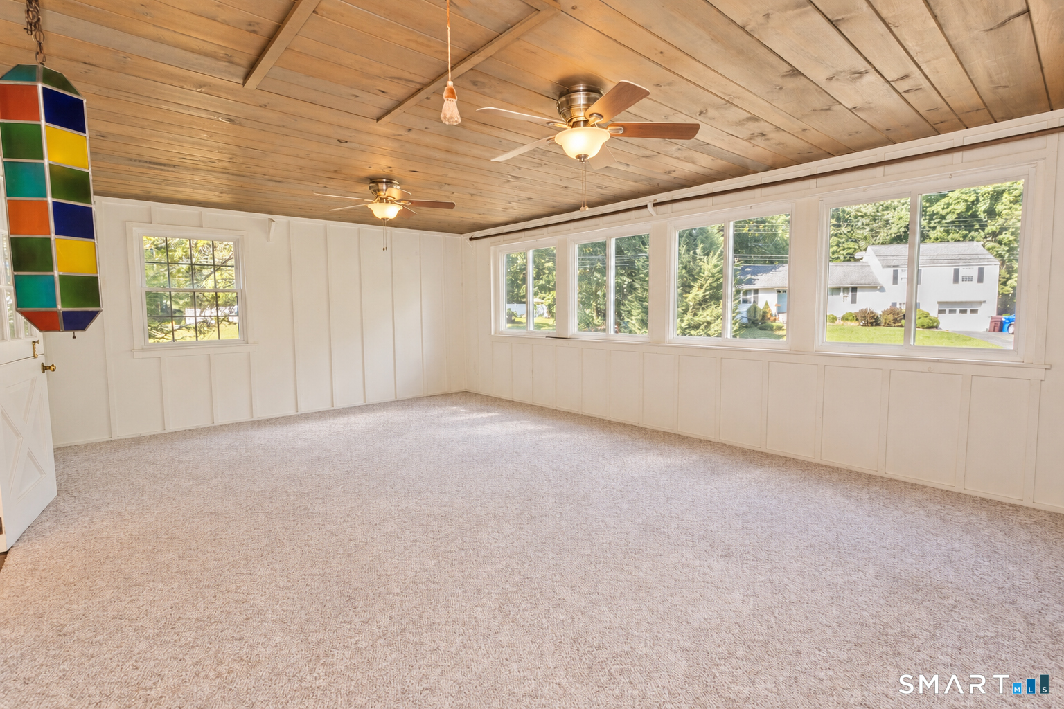 19 Crestwood Circle photo 12