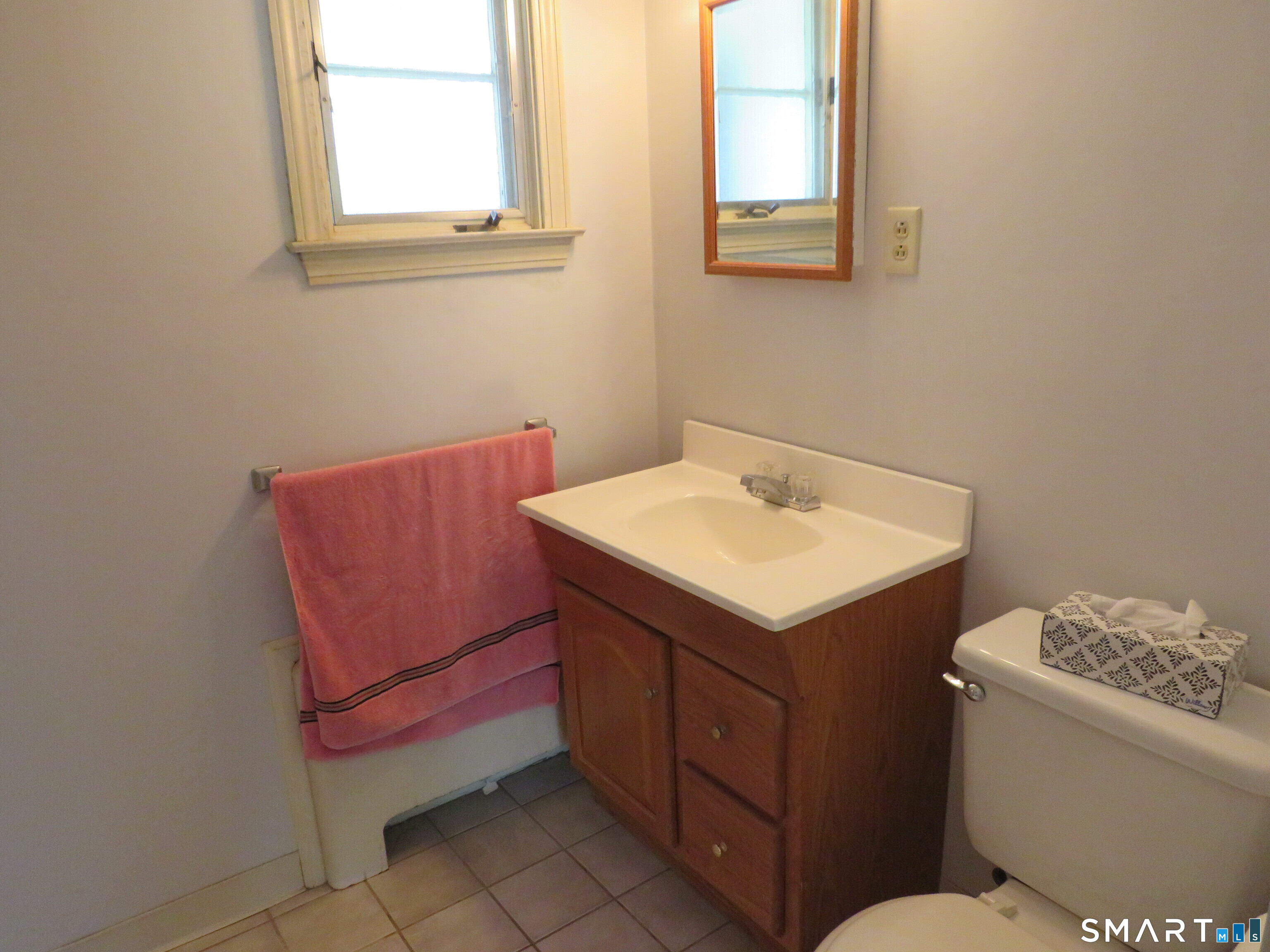 562 Wells Road photo 16