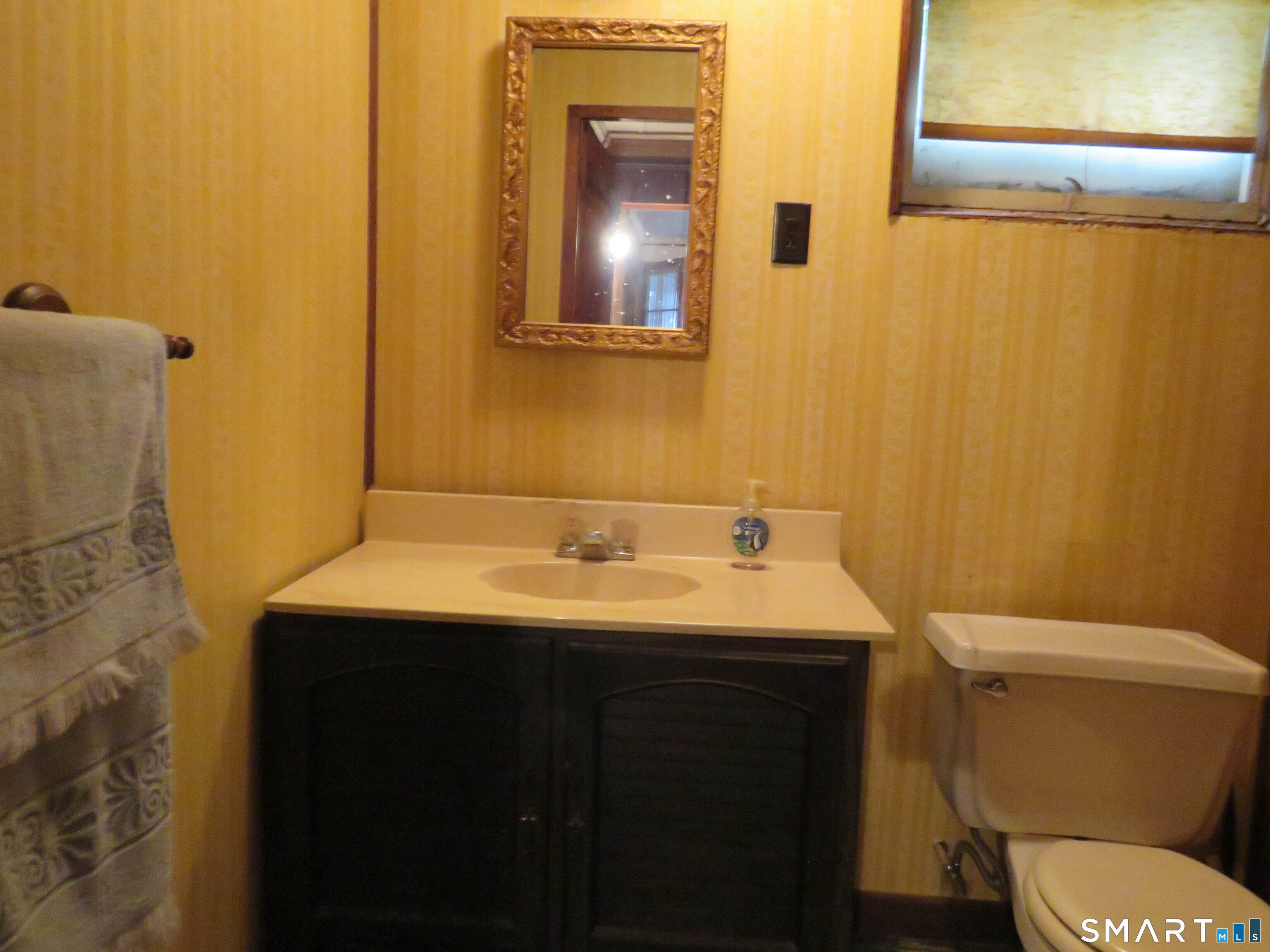 562 Wells Road photo 22