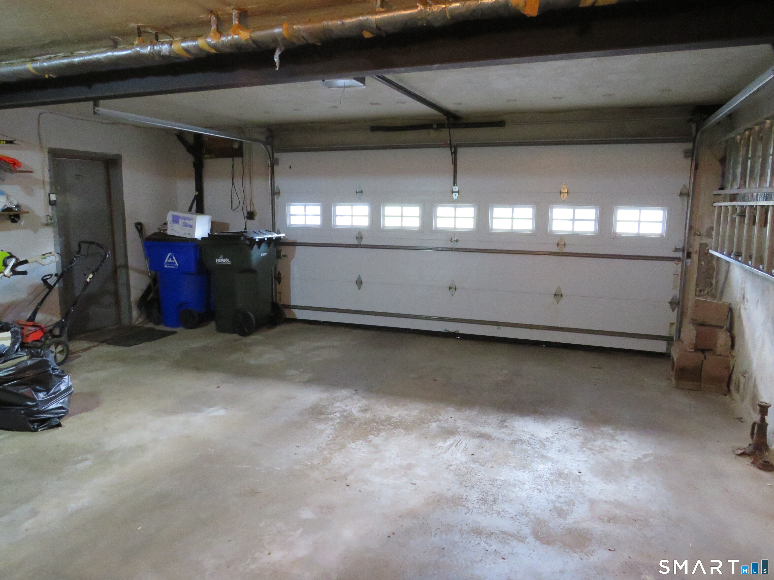 562 Wells Road photo 27