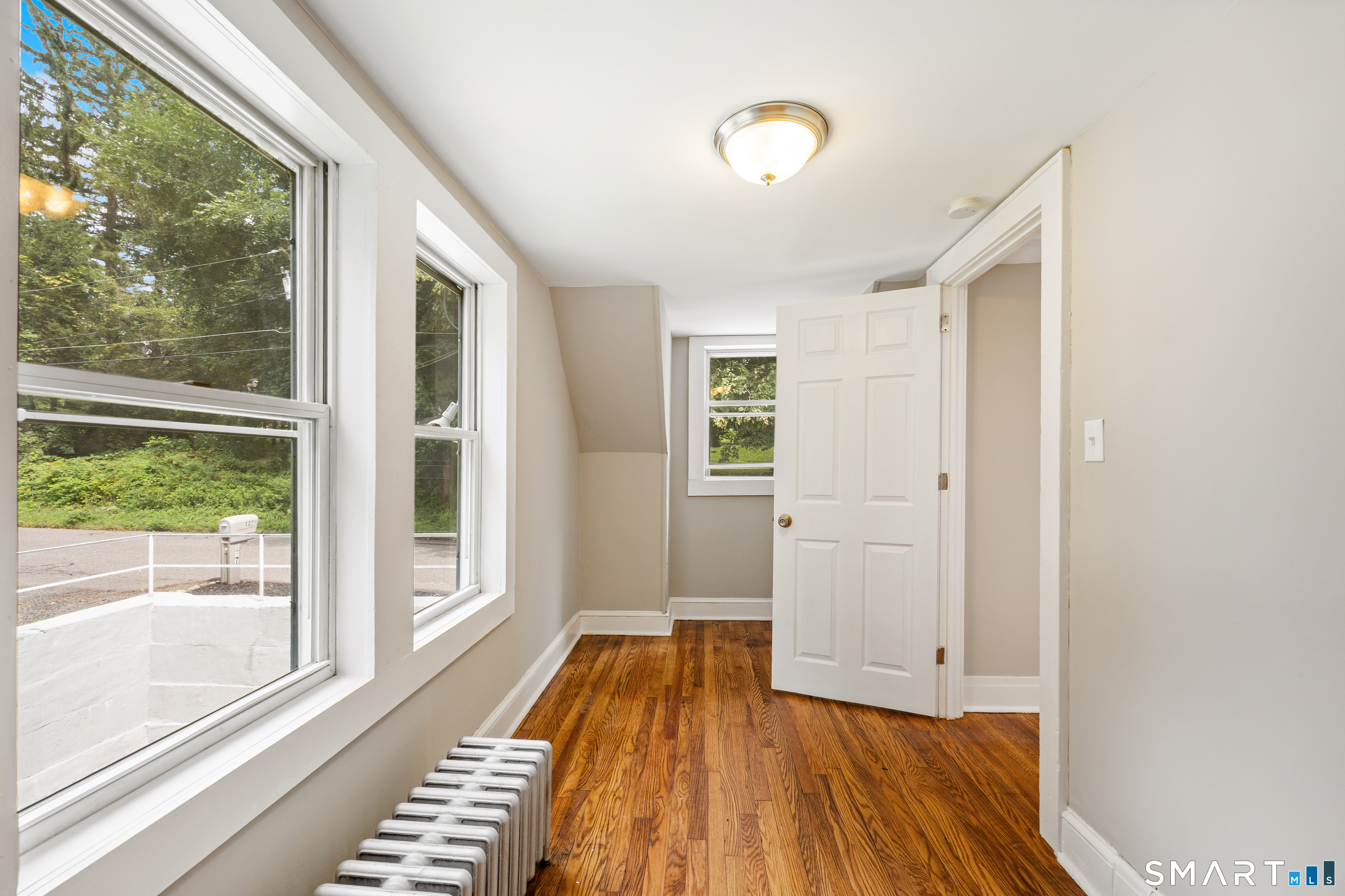 327 Steinmann Avenue photo 17