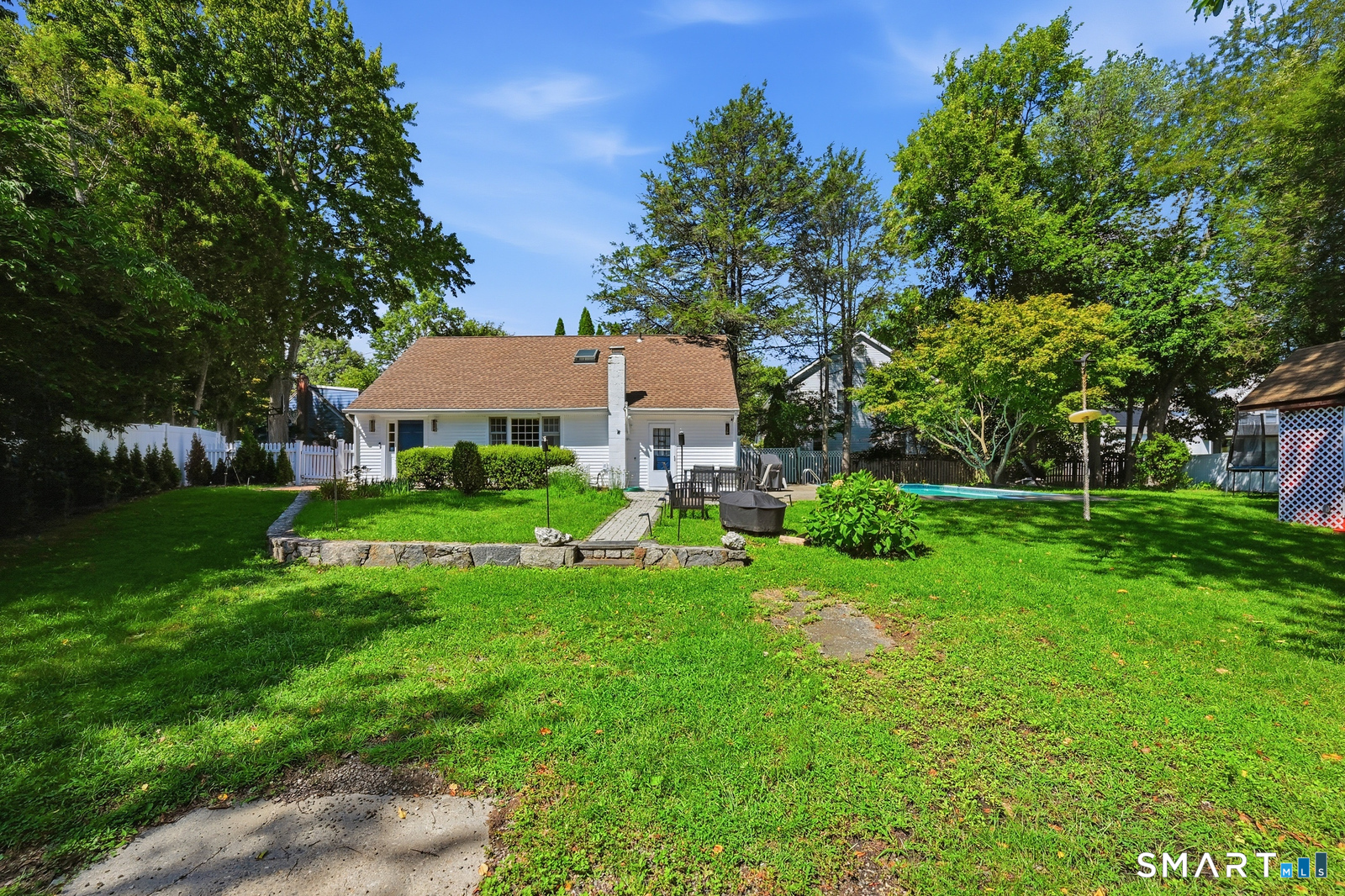 Photo 2 of Single family home for sale at 2196 N Benson Rd, Fairfield, CT 06824 | MLS# 24193370 | Listing updated on 2026-09-13