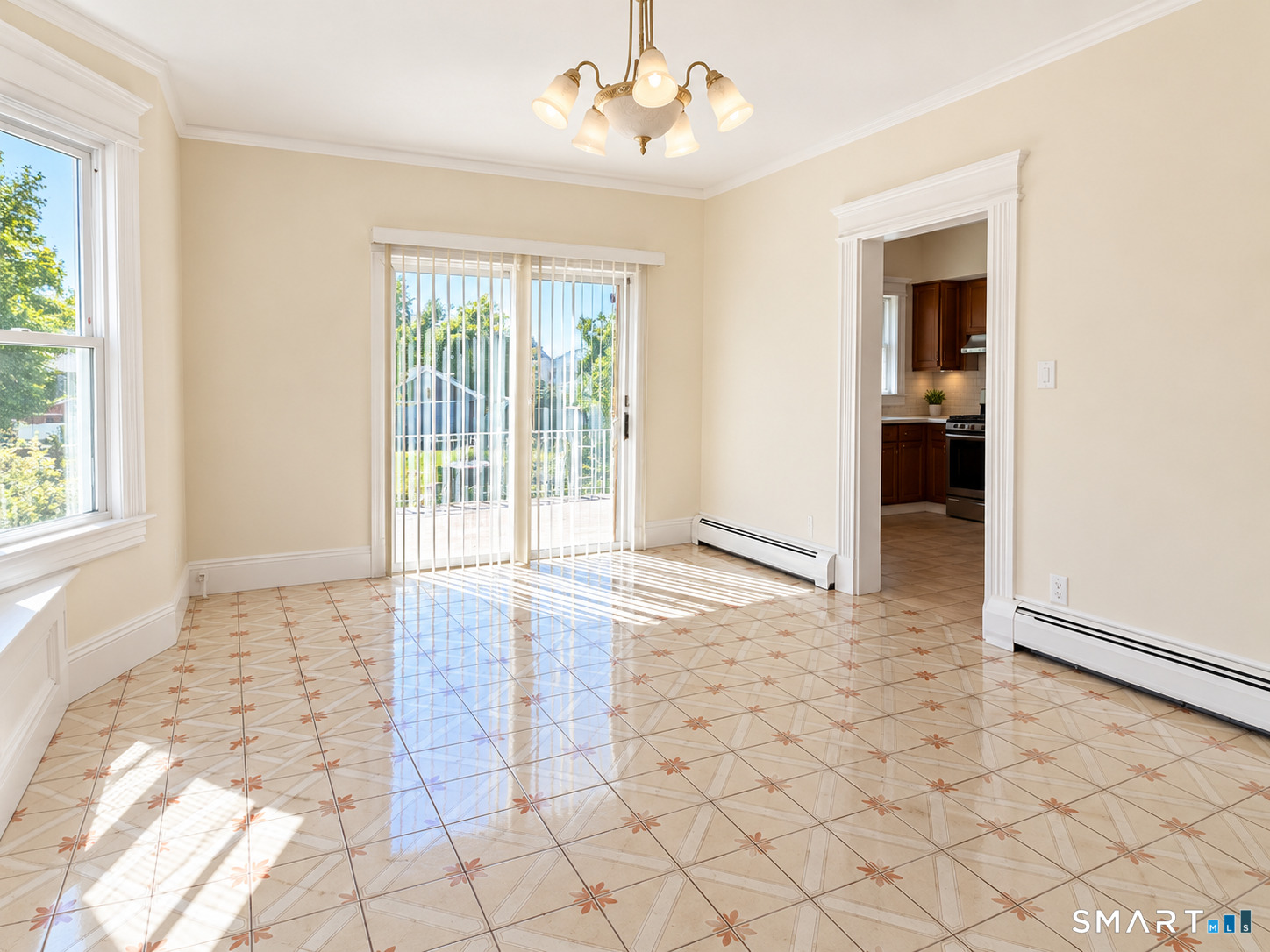 1691 West Broad Street photo 2